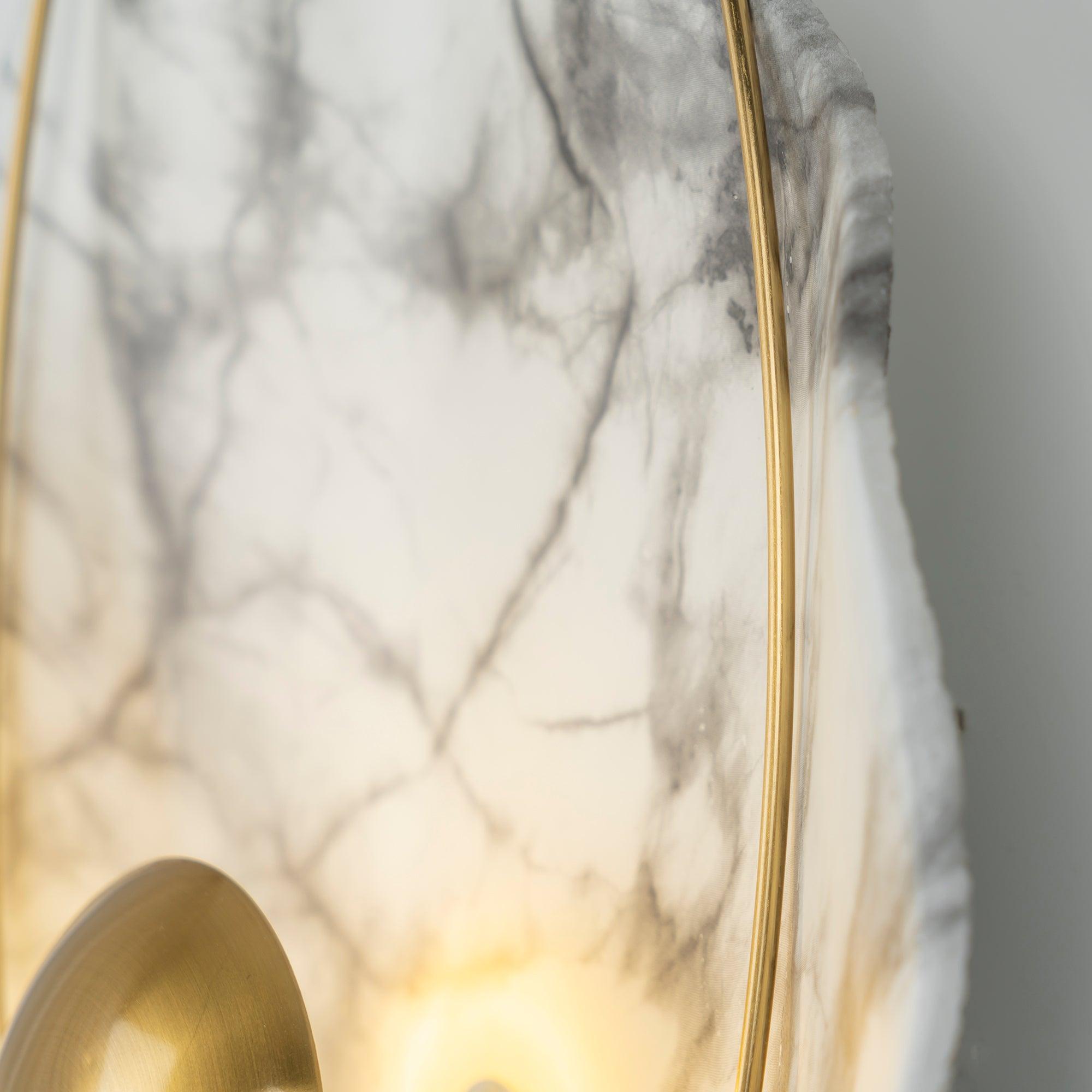 WOW Pearl Wall Lamp