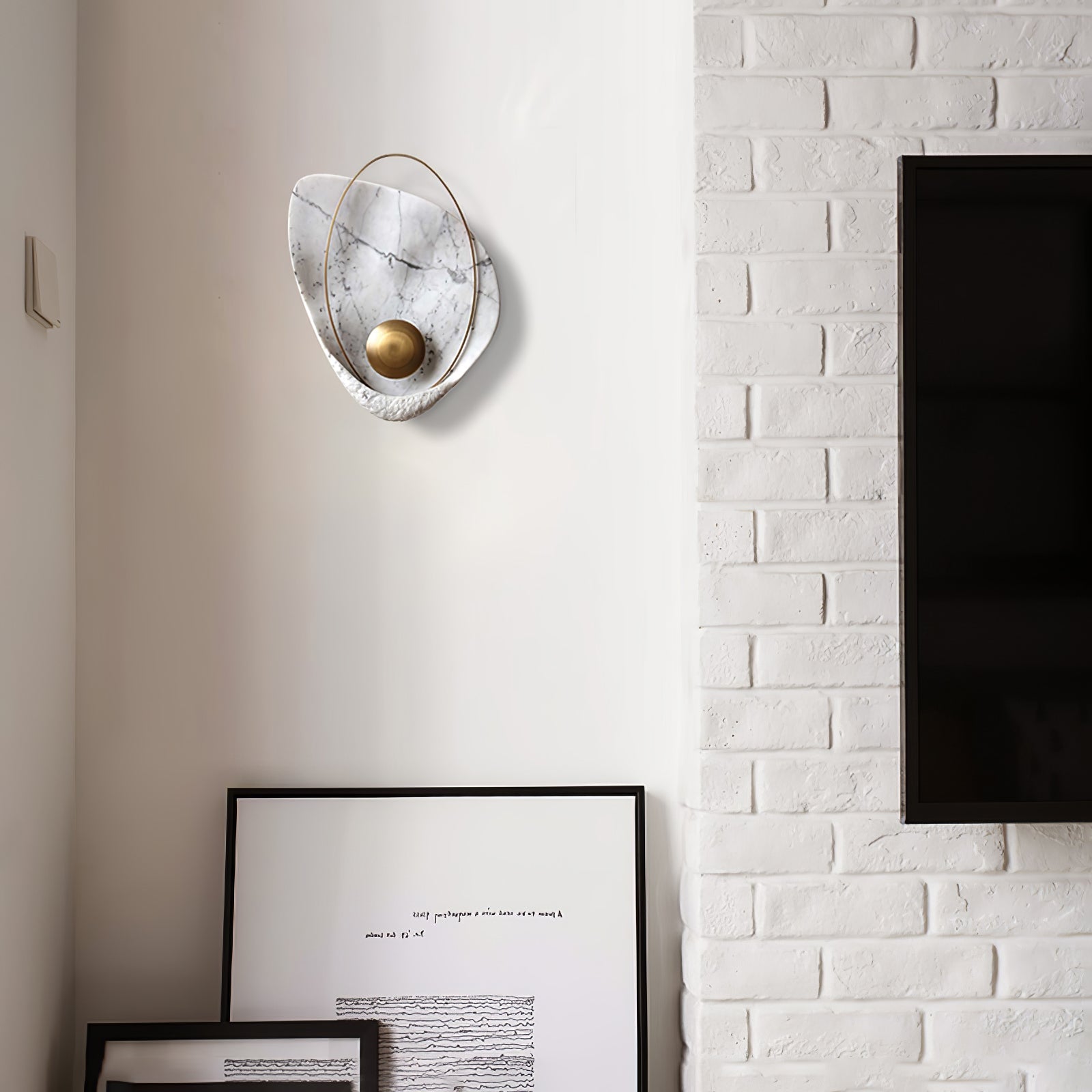 WOW Pearl Wall Lamp