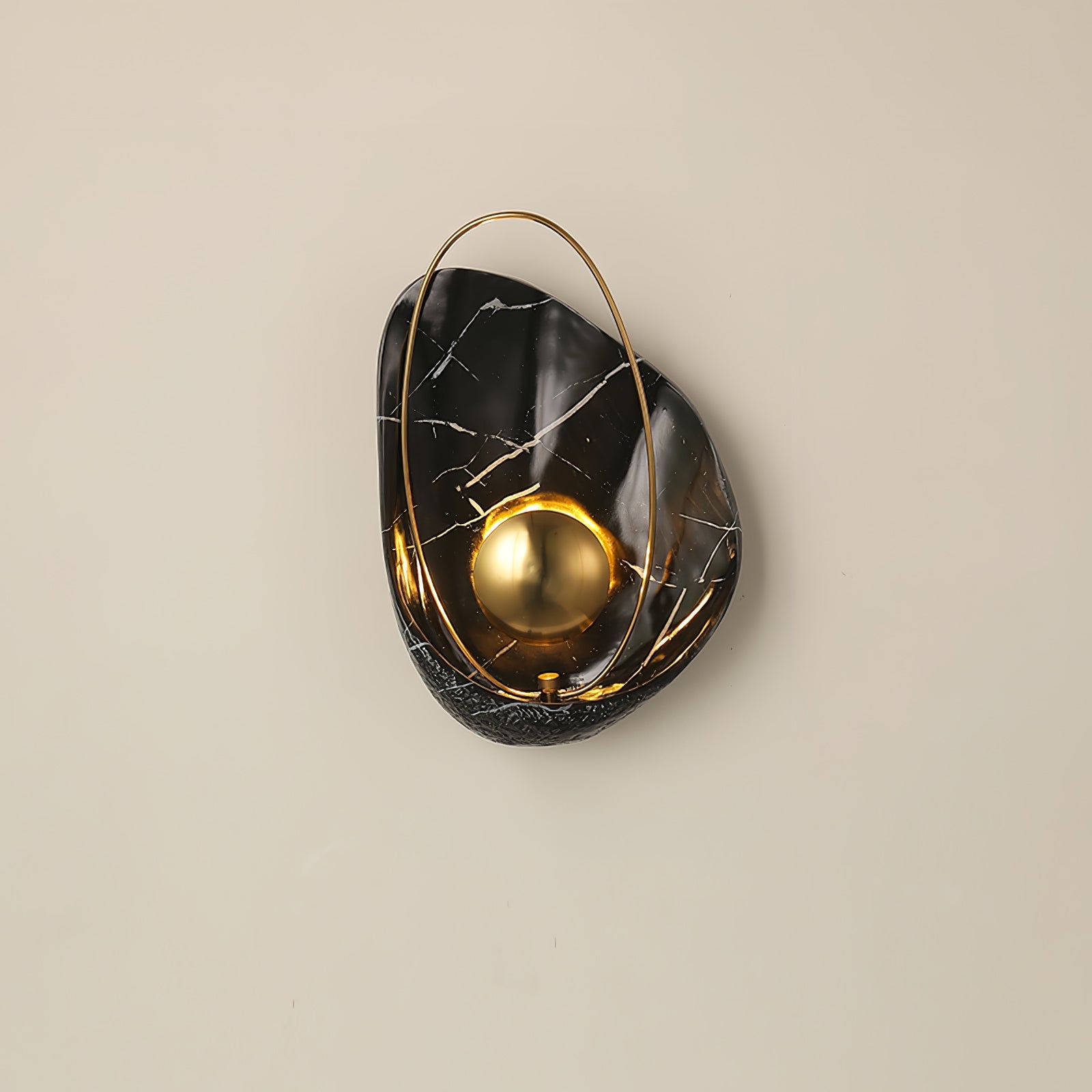 WOW Pearl Wall Lamp