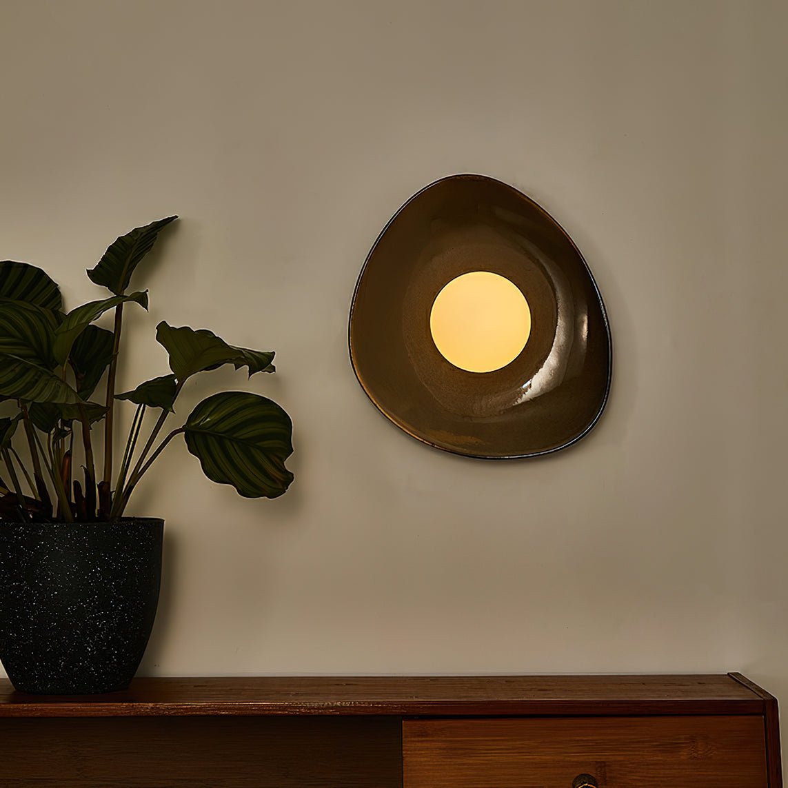 WOW Pebble Disc Wall Light