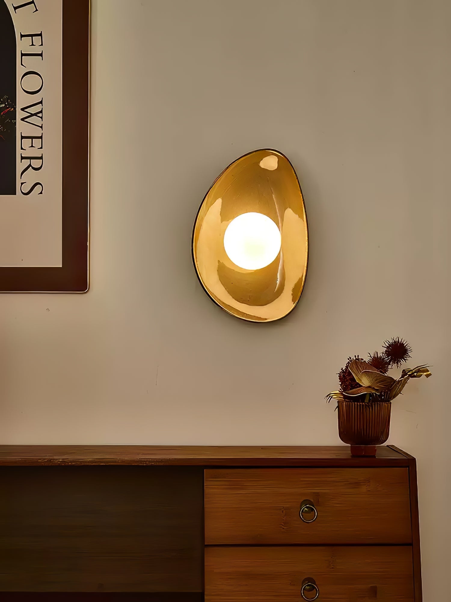 WOW Pebble Disc Wall Light