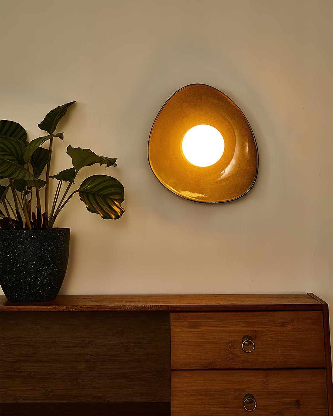 WOW Pebble Disc Wall Light