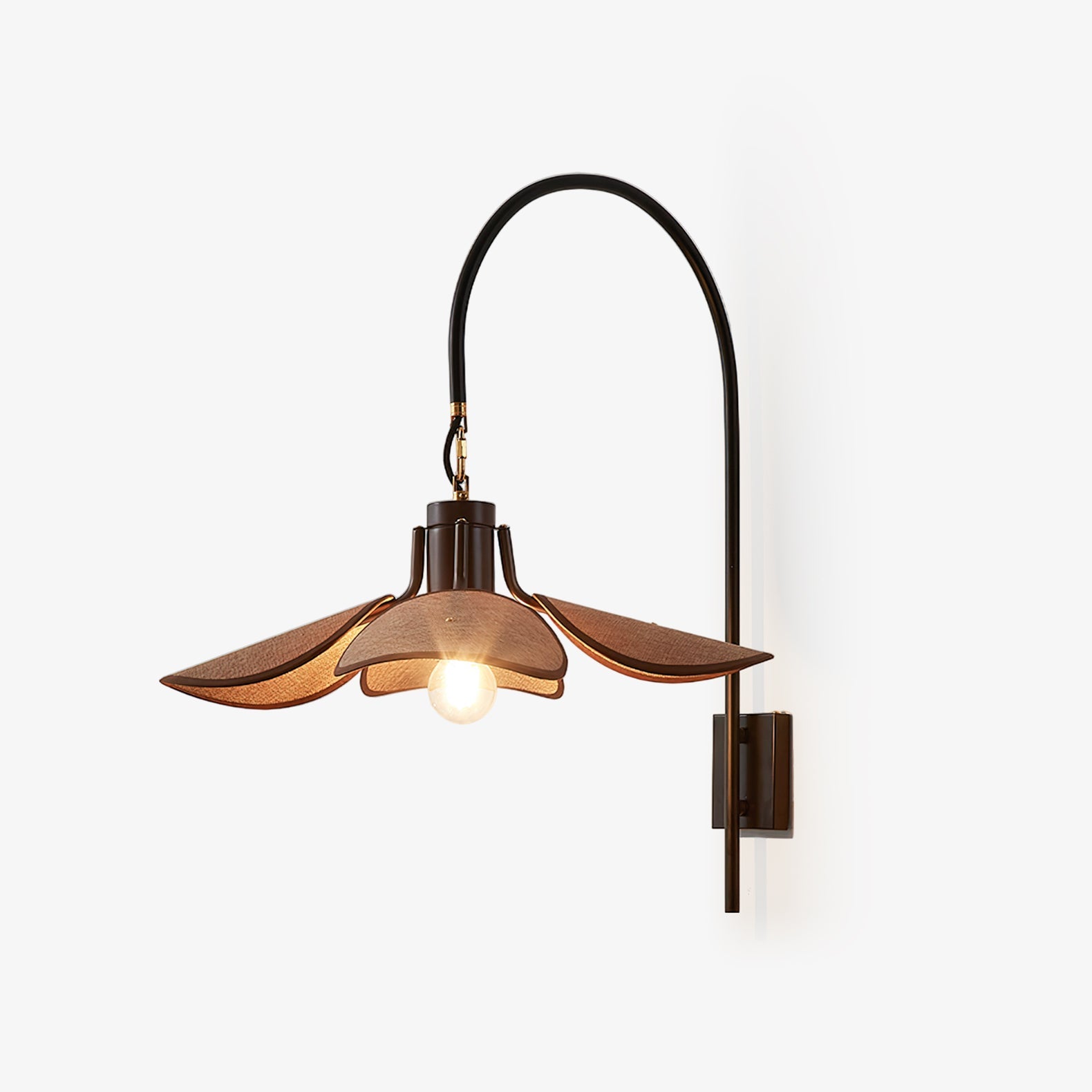 WOW Petal Bloom Wall Lamp