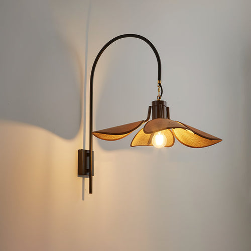 WOW Petal Bloom Wall Lamp