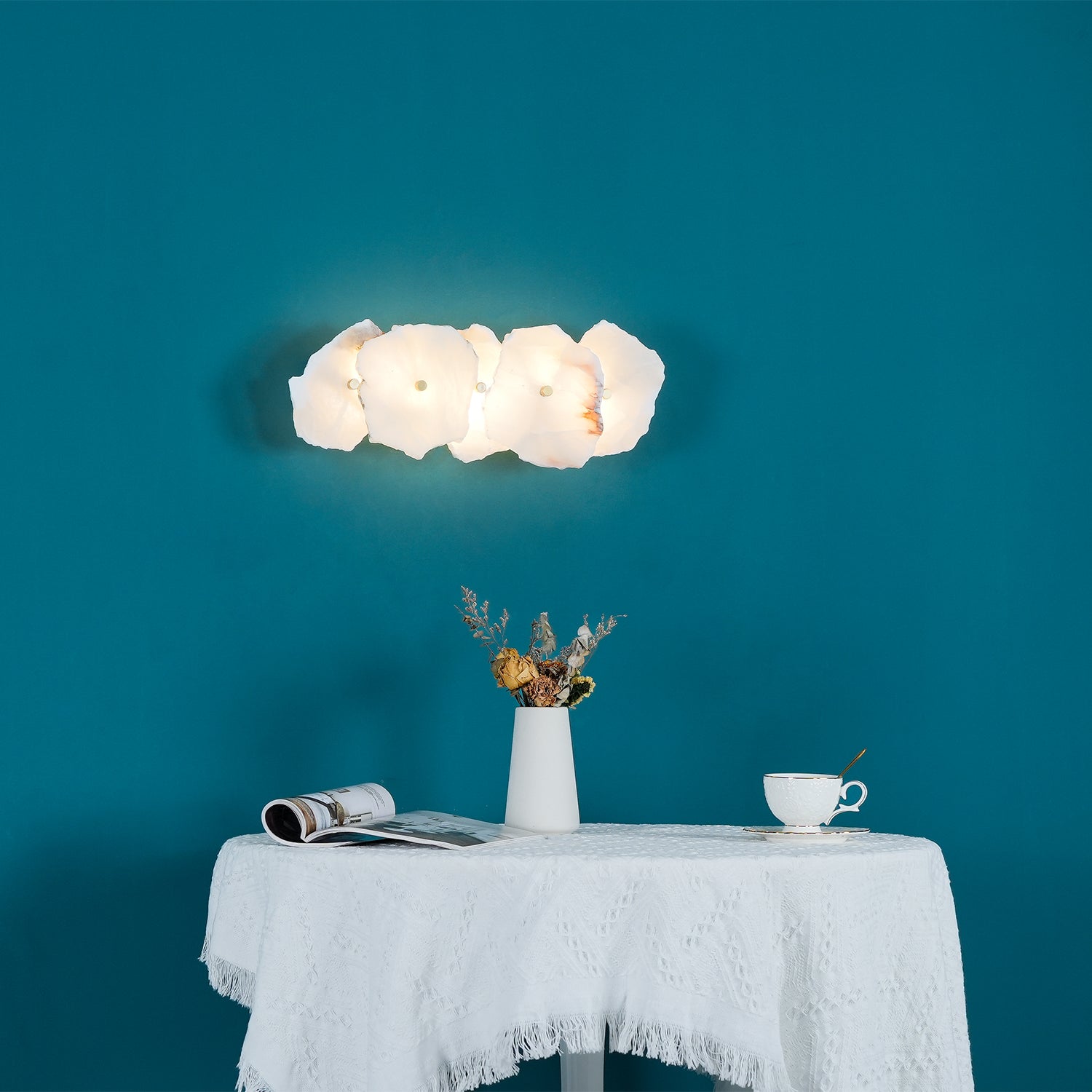 WOW Petra Wall Lamp