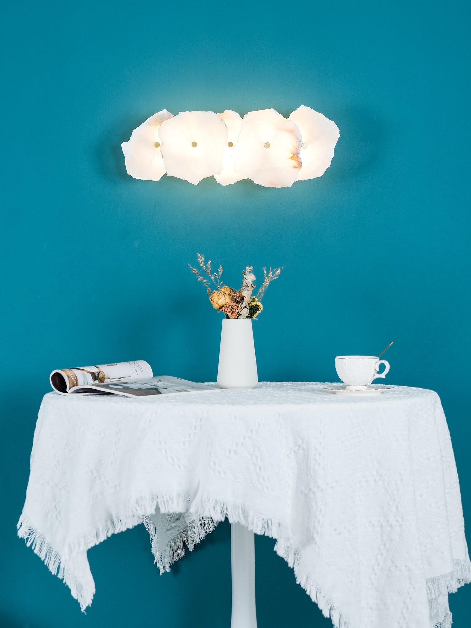 WOW Petra Wall Lamp