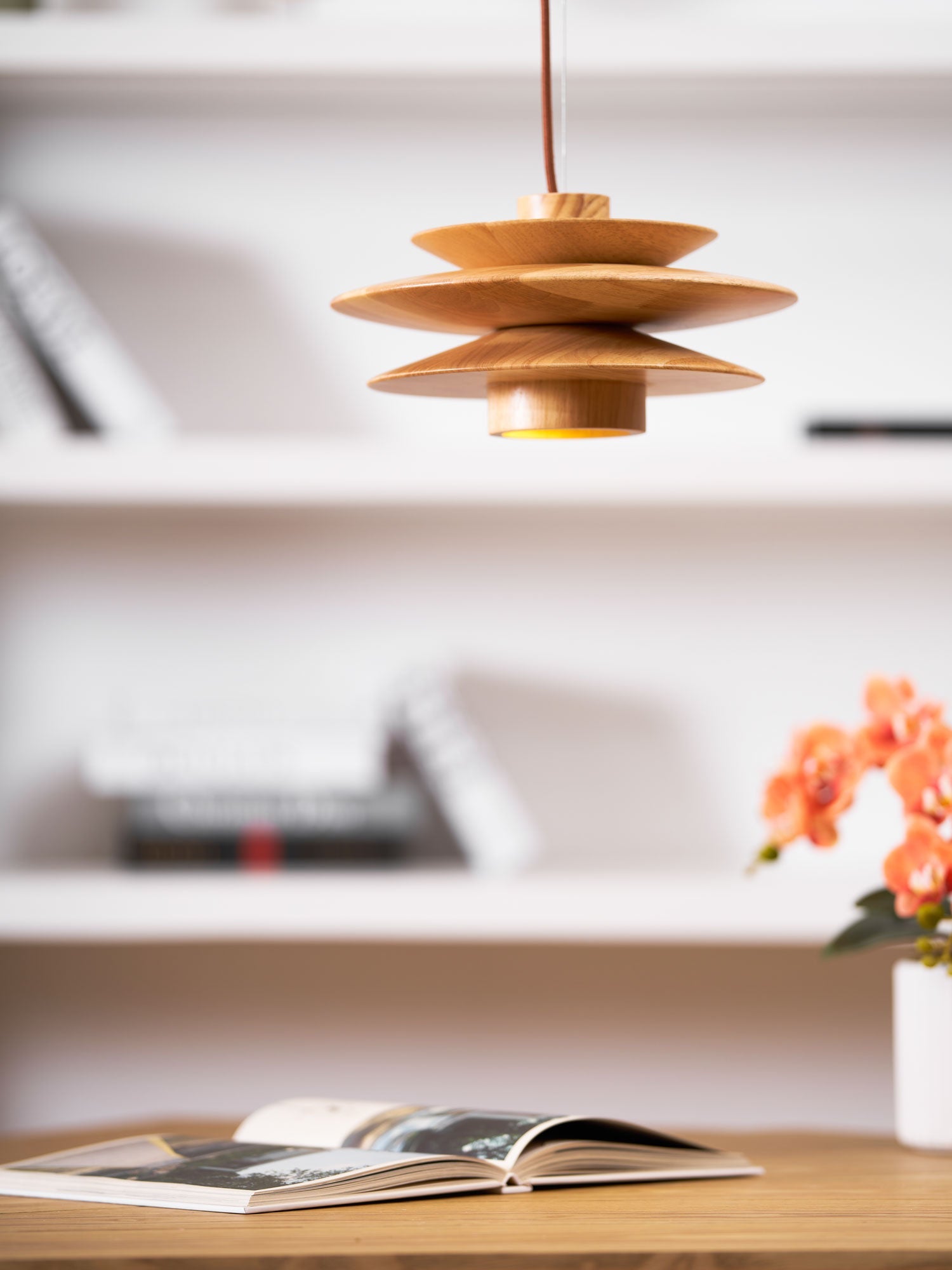 WOW Cascade Wooden Disc Pendant Lamp