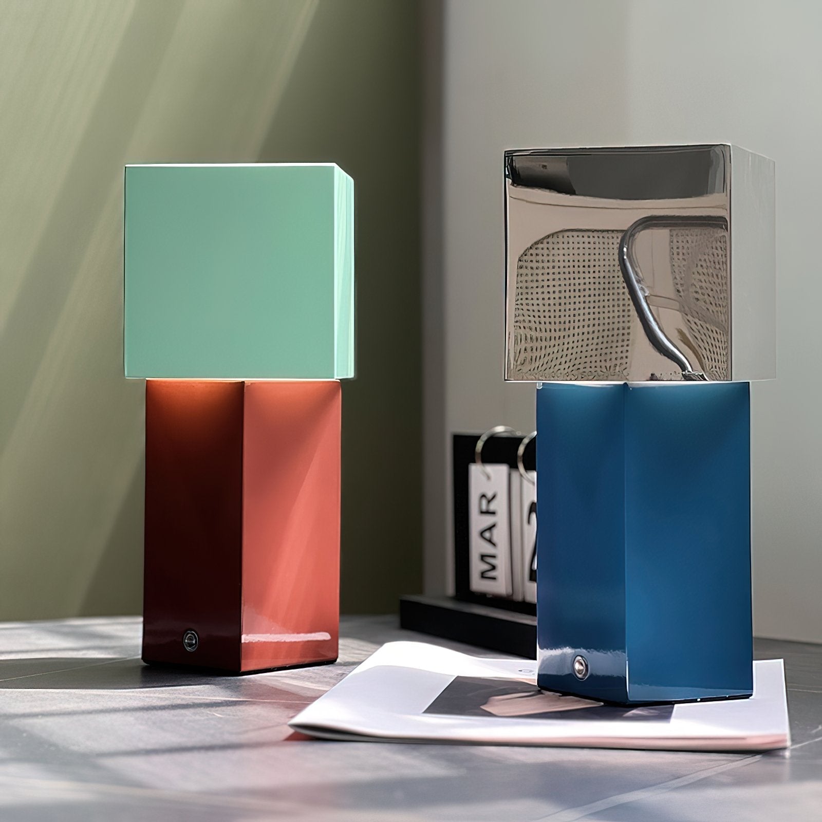 WOW Pivot Portable Table Lamp