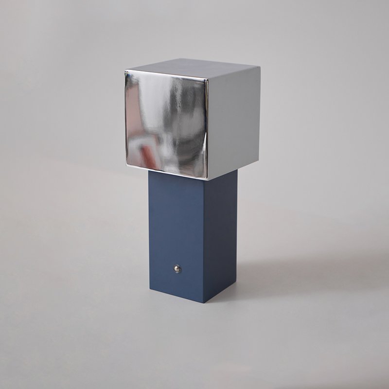 WOW Pivot Portable Table Lamp