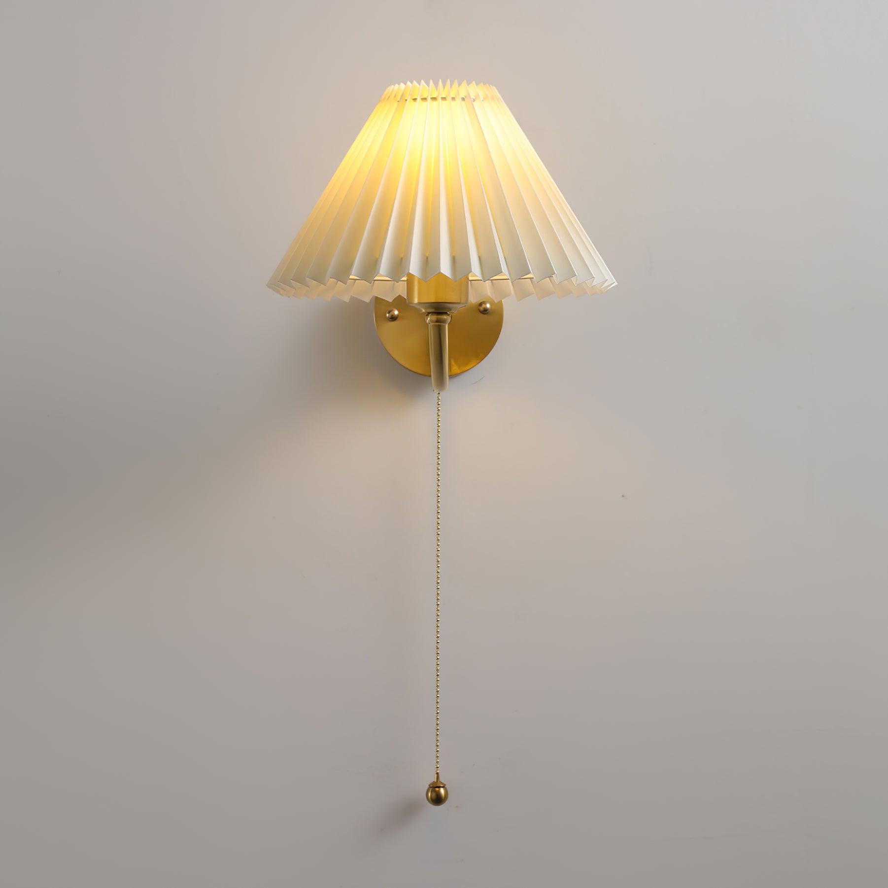 WOW Pleated Wall Lamp