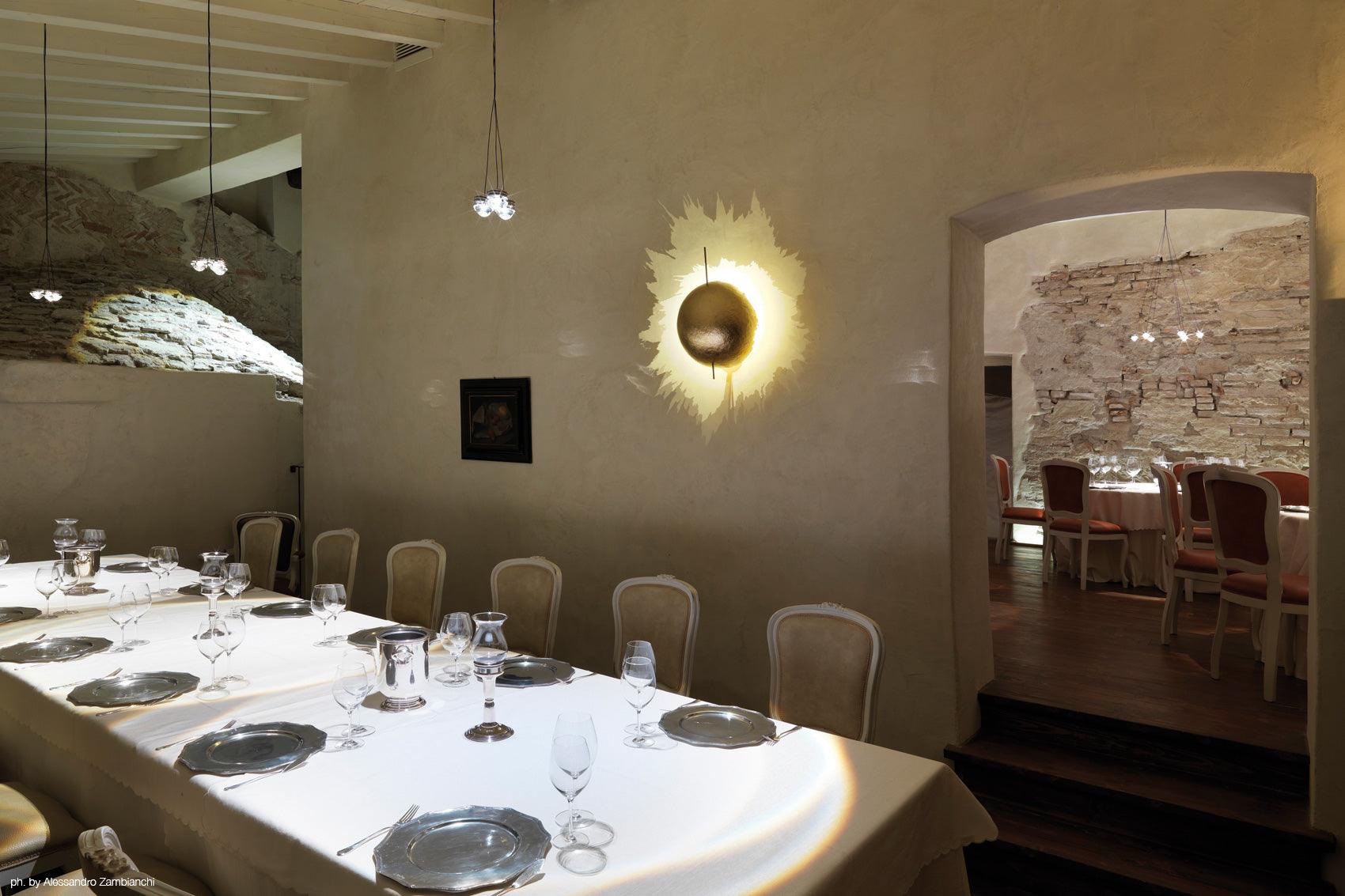 WOW Postkrisi Wall Lamp