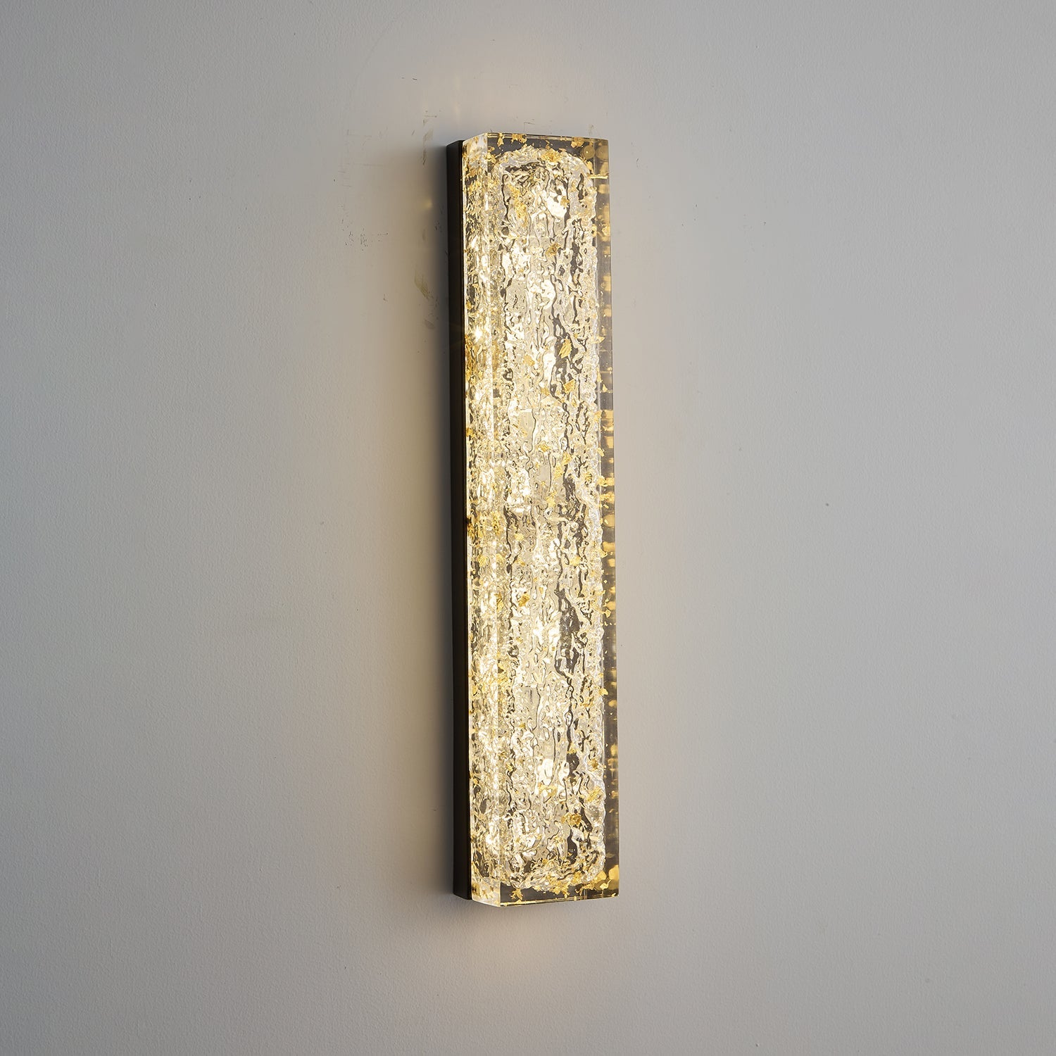 WOW Prismatic Rectangle Wall Lamp