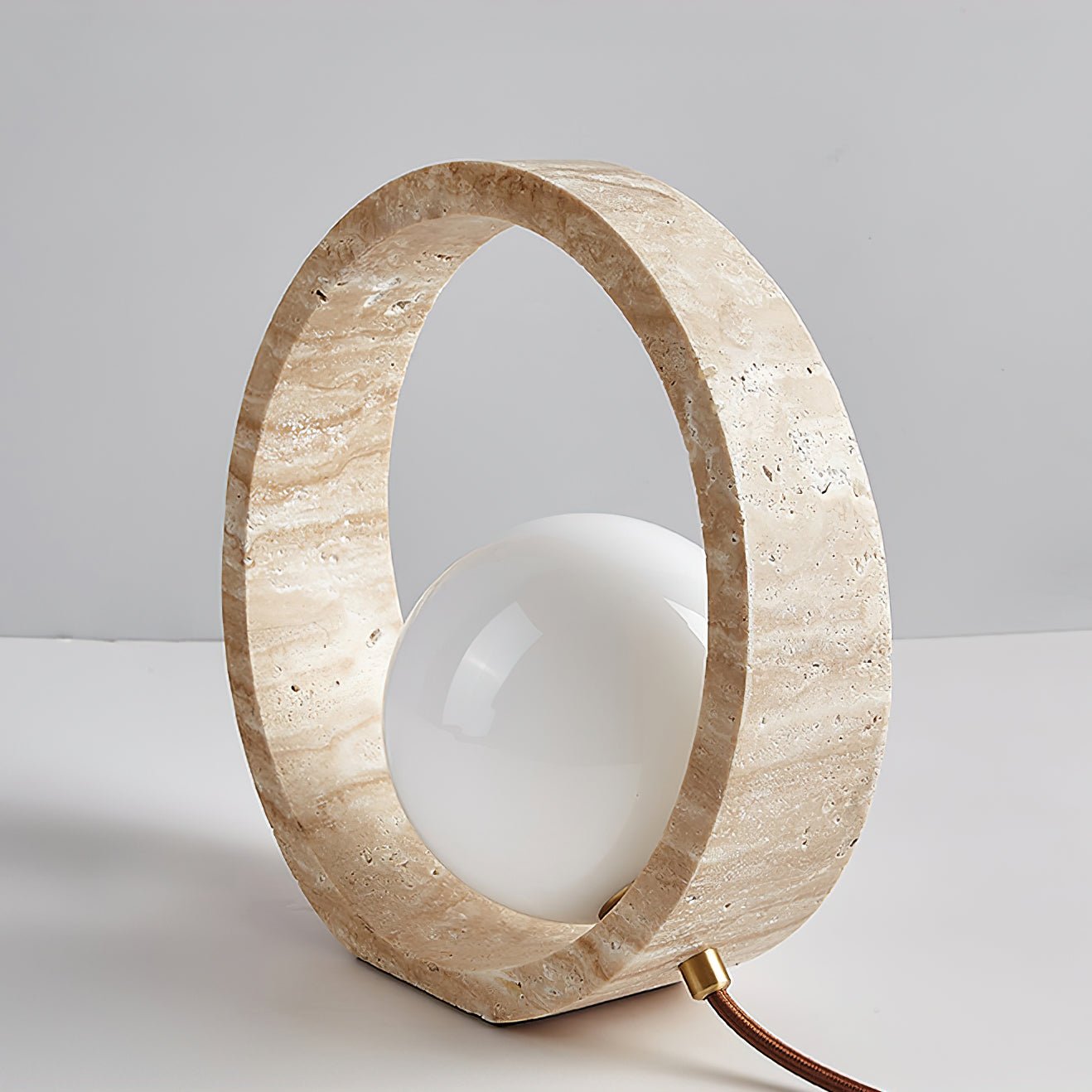 WOW Q Circle Table Lamp