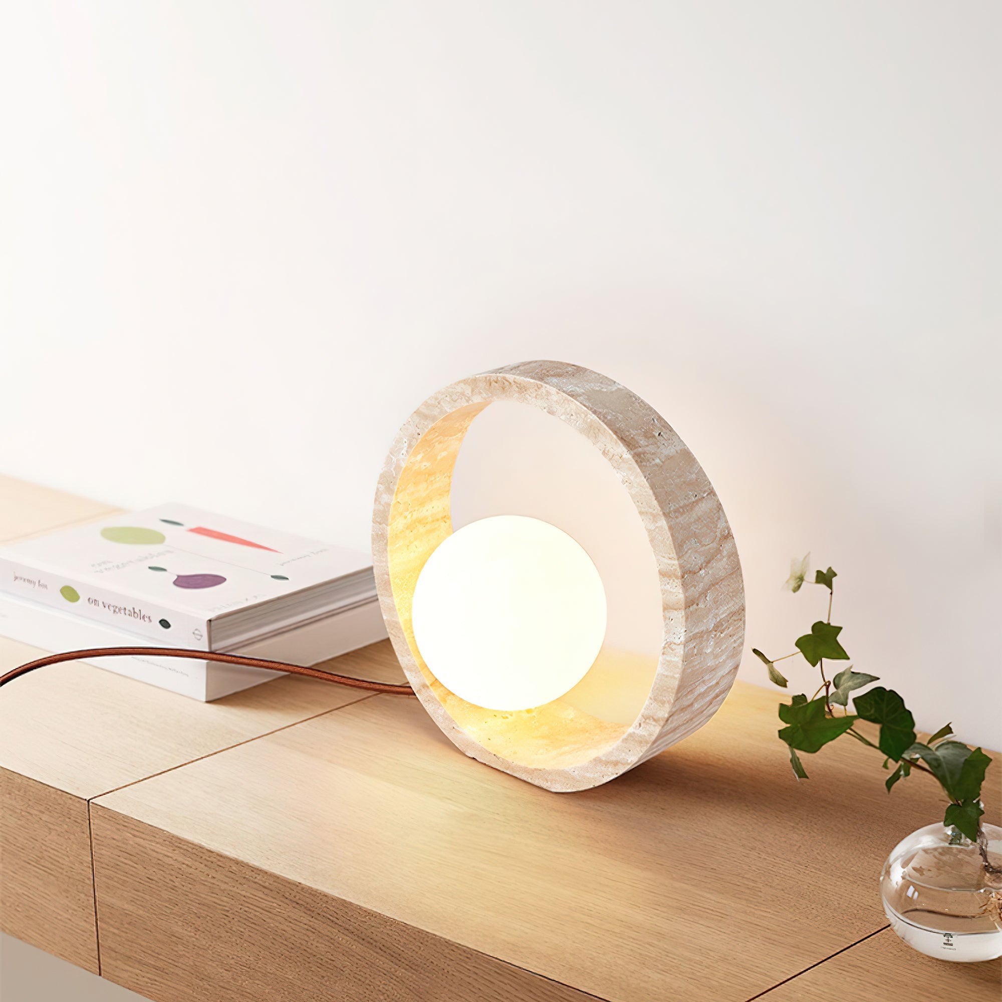 WOW Q Circle Table Lamp