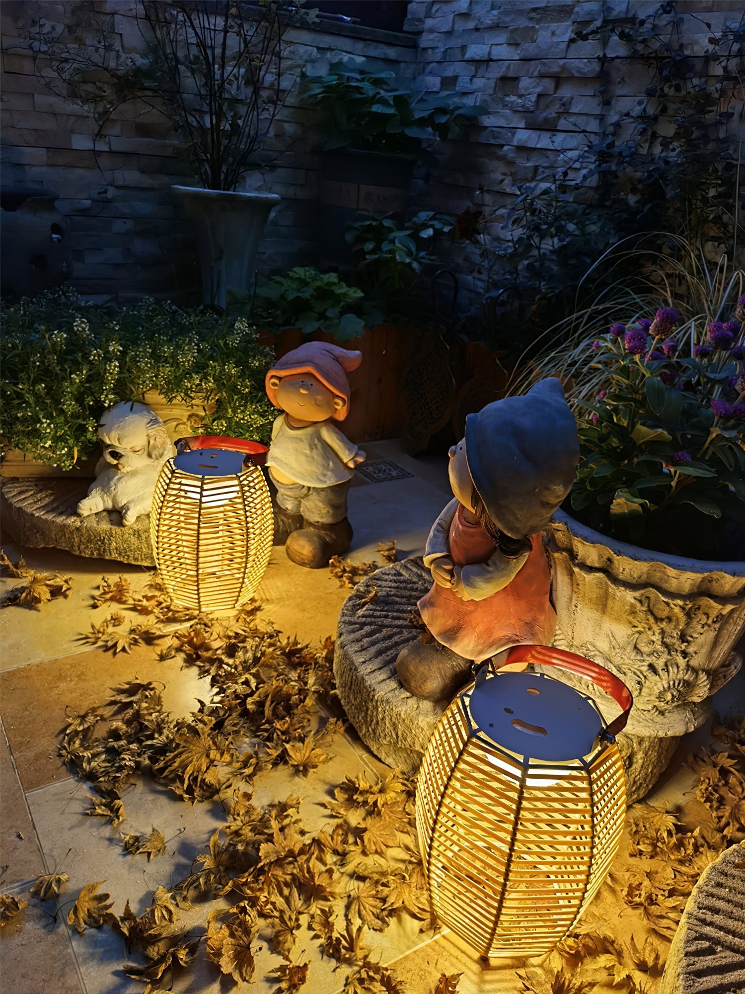 WOW Lantern Built-in Battery Table Lamp