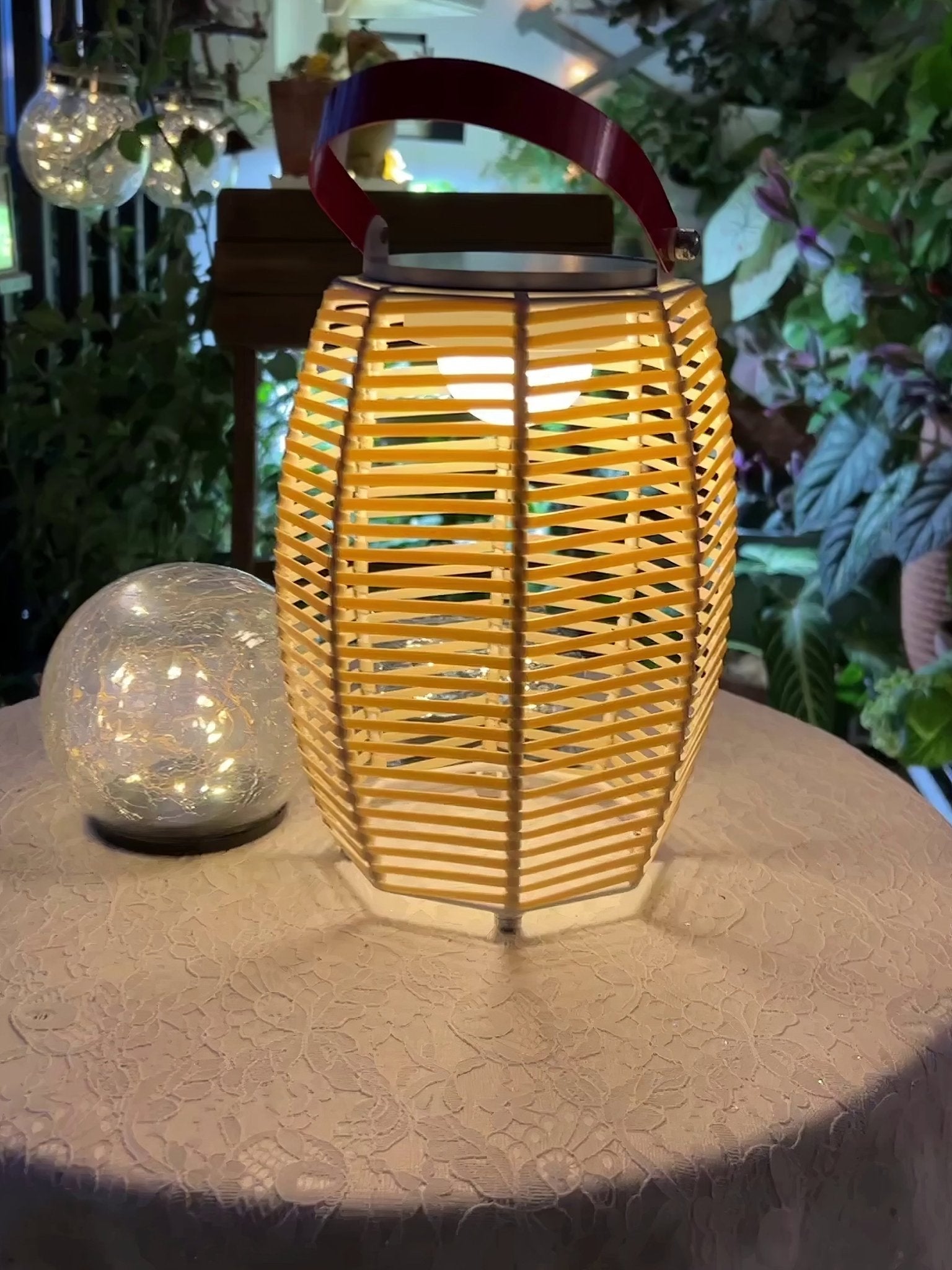 WOW Lantern Built-in Battery Table Lamp
