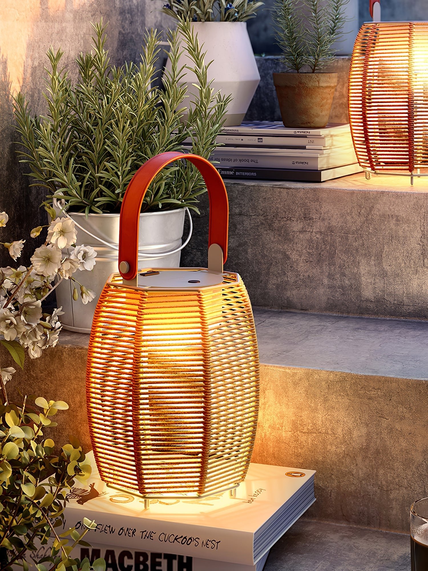 WOW Lantern Built-in Battery Table Lamp