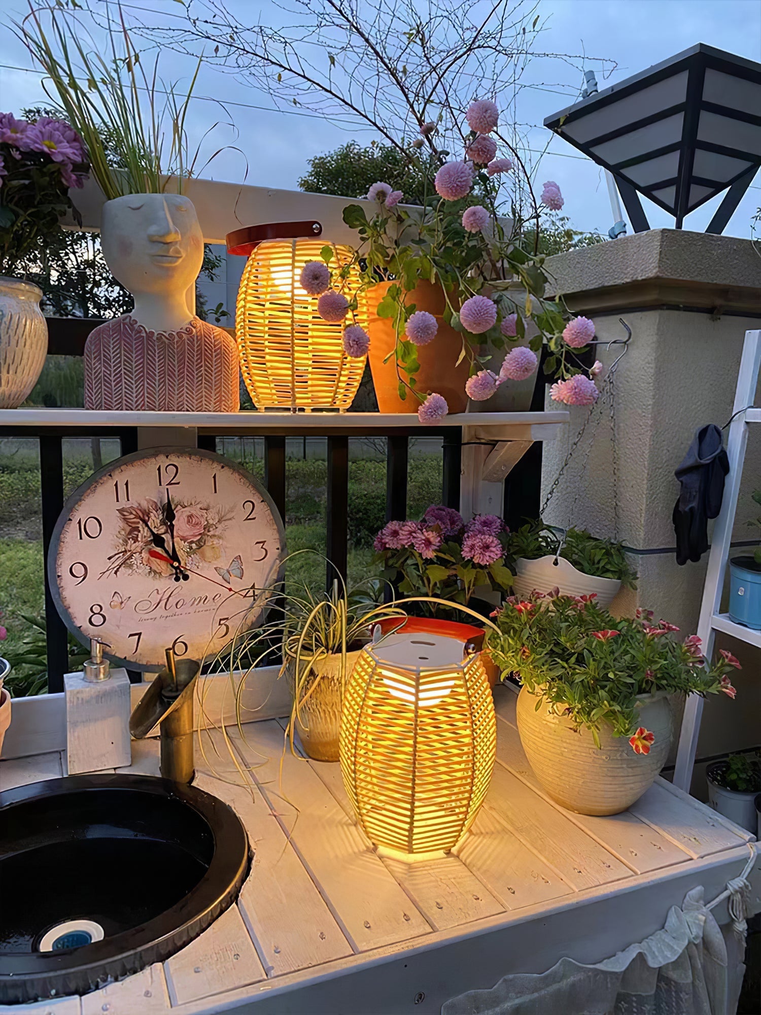 WOW Lantern Built-in Battery Table Lamp