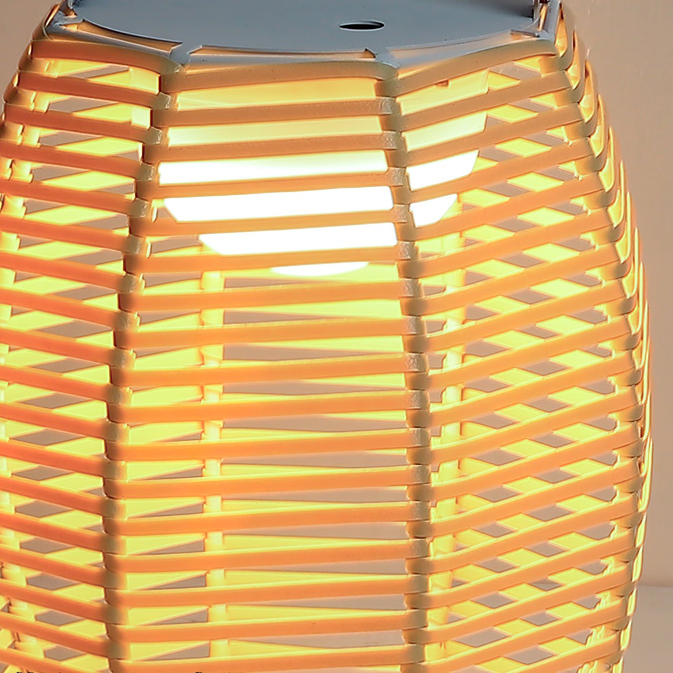 WOW Lantern Built-in Battery Table Lamp