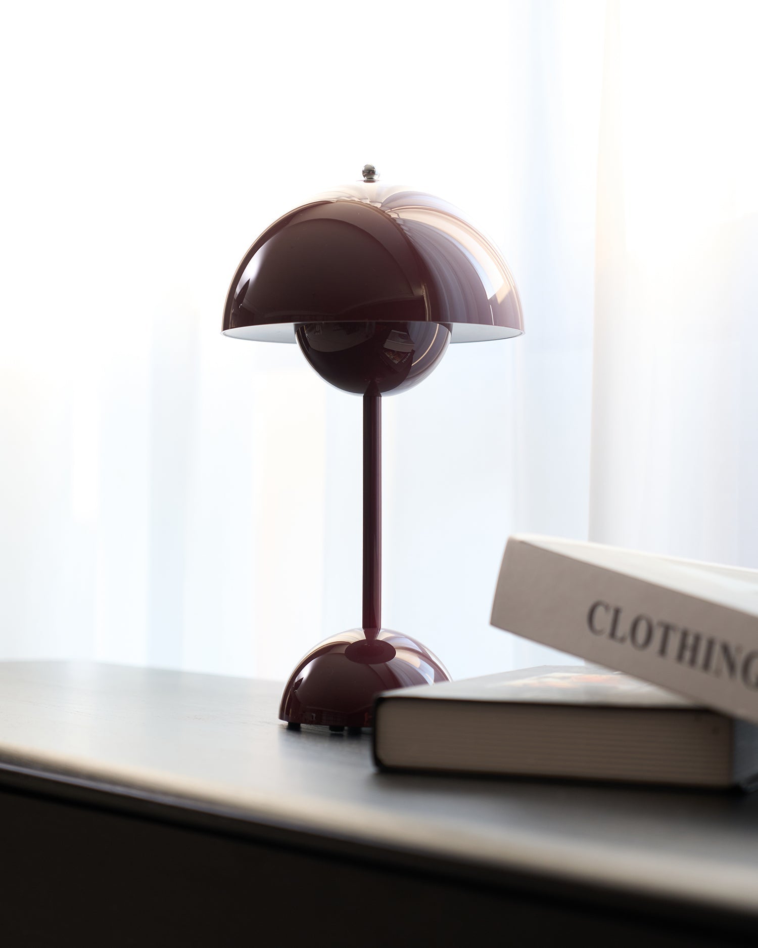 Rechargeable LED small desk lamp