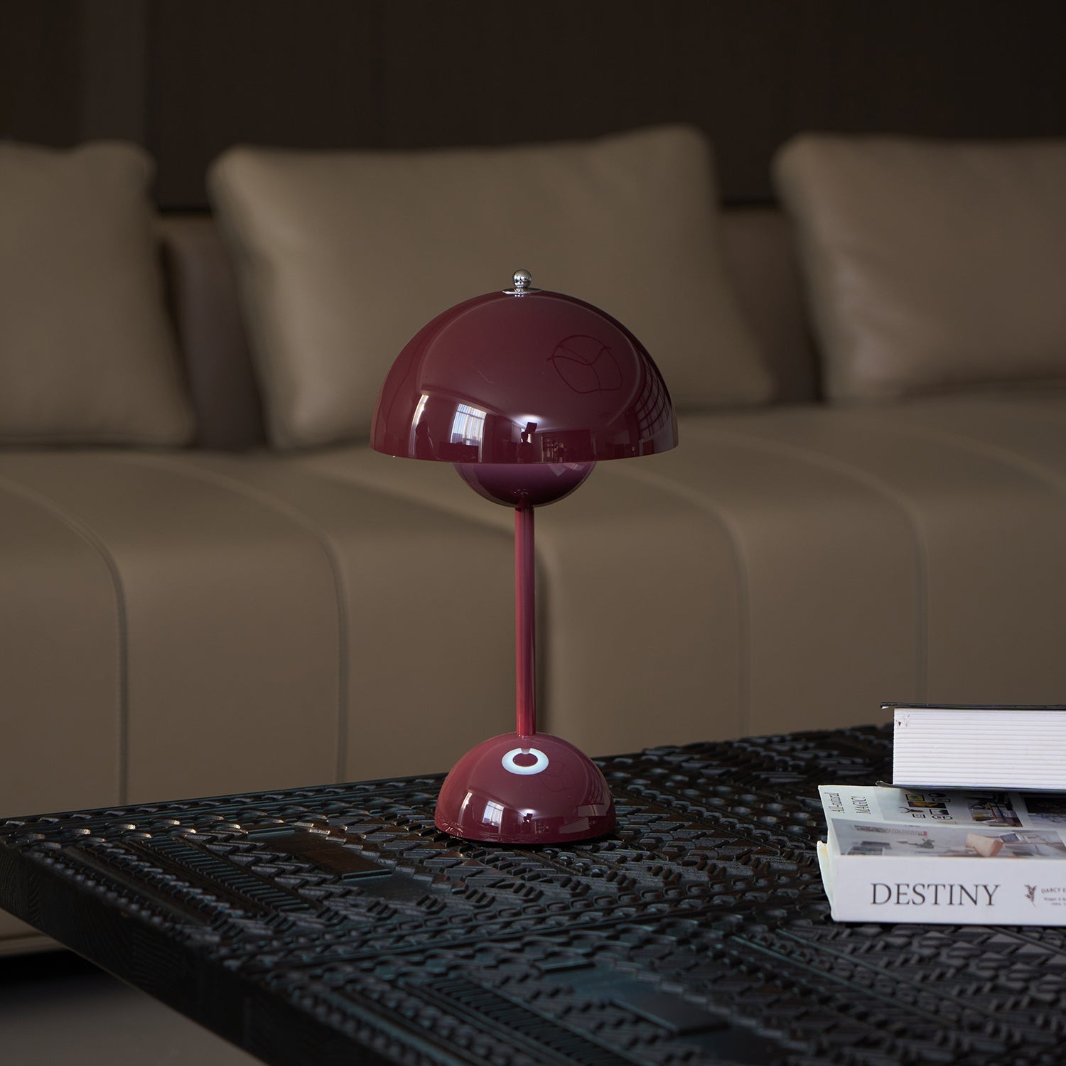 Rechargeable LED small desk lamp
