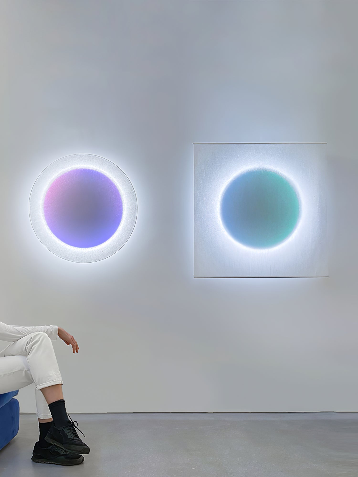 WOW Relax Plug-in Wall Light