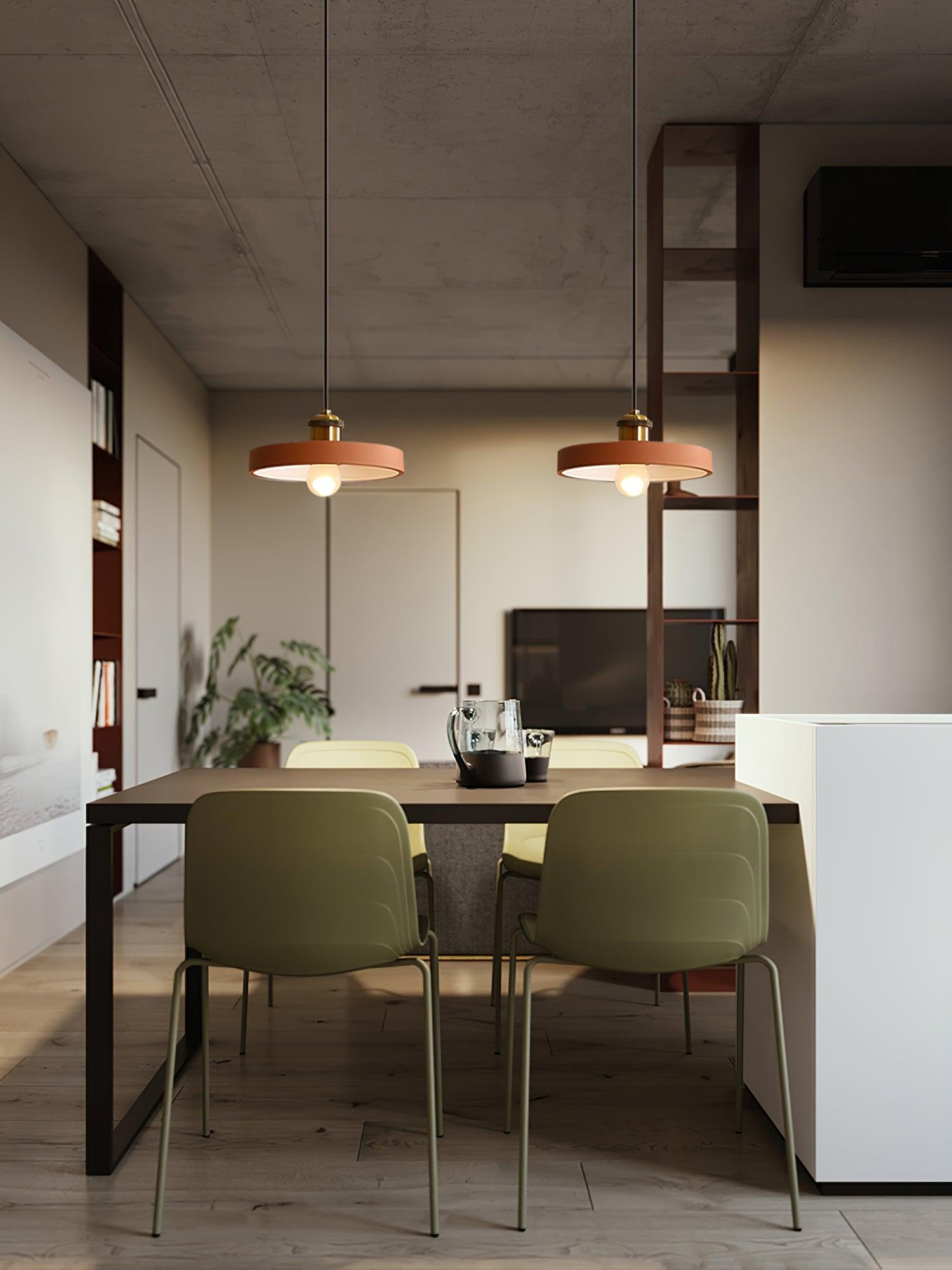 WOW Resin Geometric Pendant Lamp