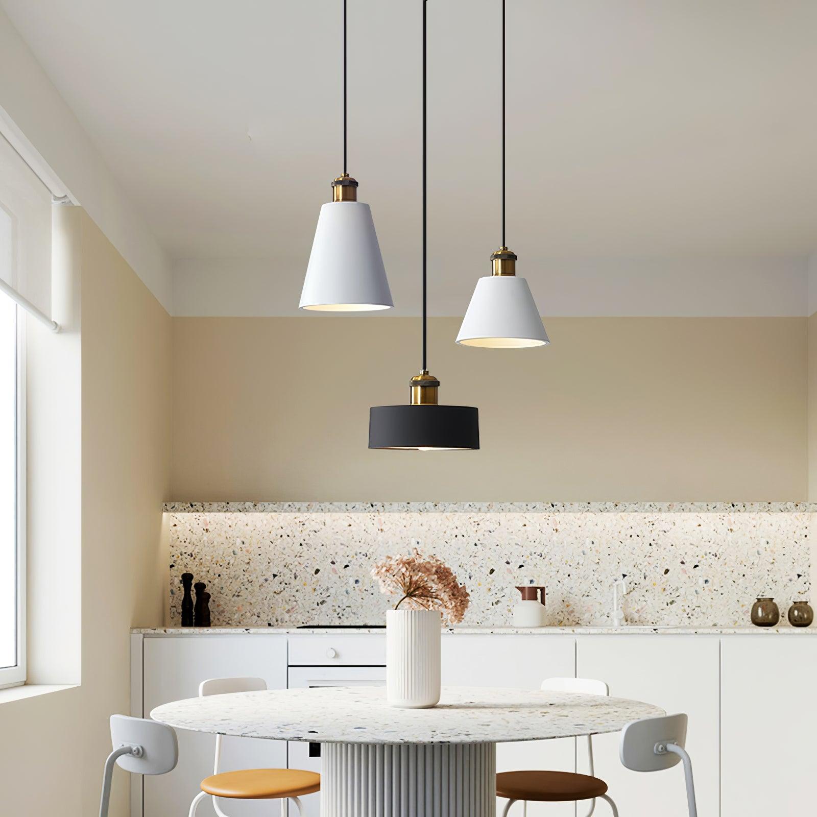 WOW Resin Geometric Pendant Lamp