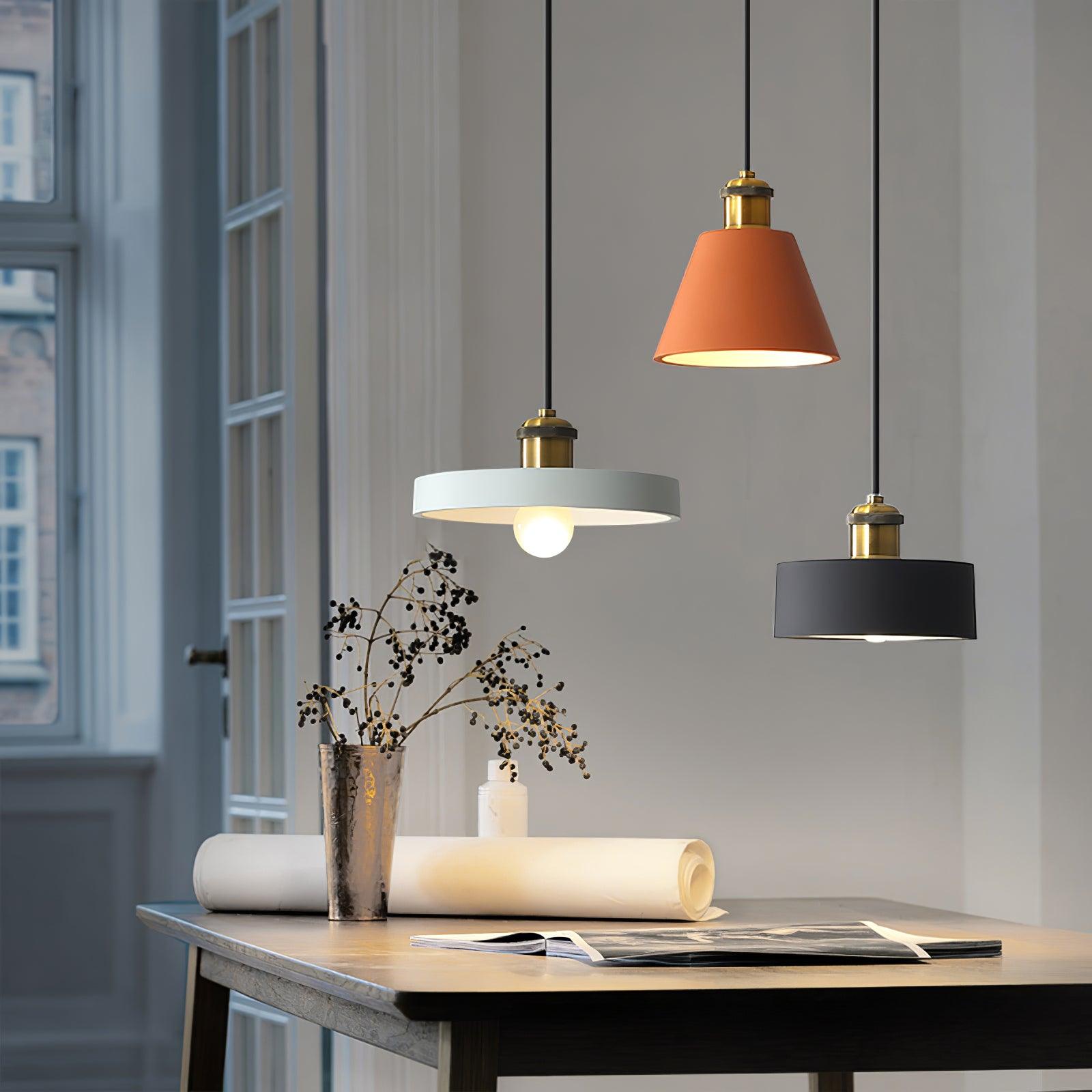 WOW Resin Geometric Pendant Lamp