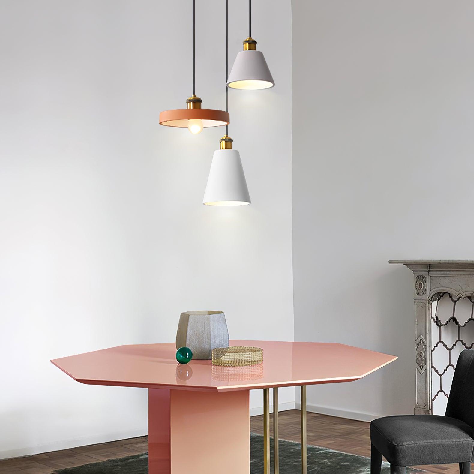 WOW Resin Geometric Pendant Lamp
