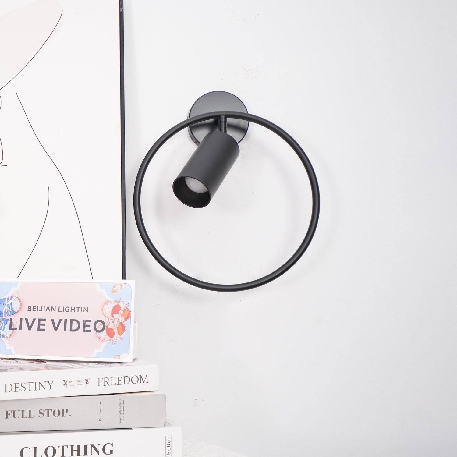 WOW Revolta Wall Lamp
