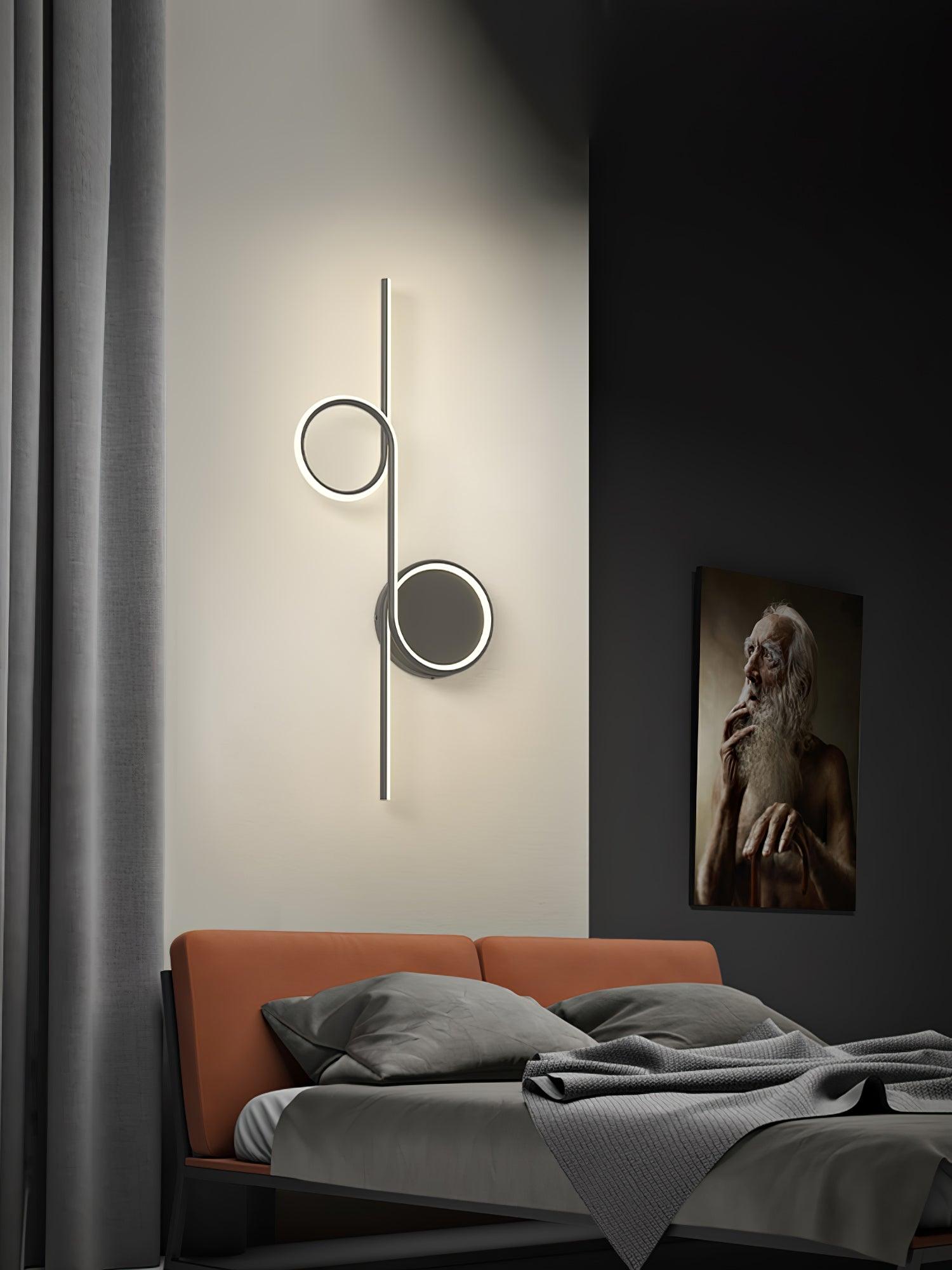 WOW Rhythmic Line Wall Light
