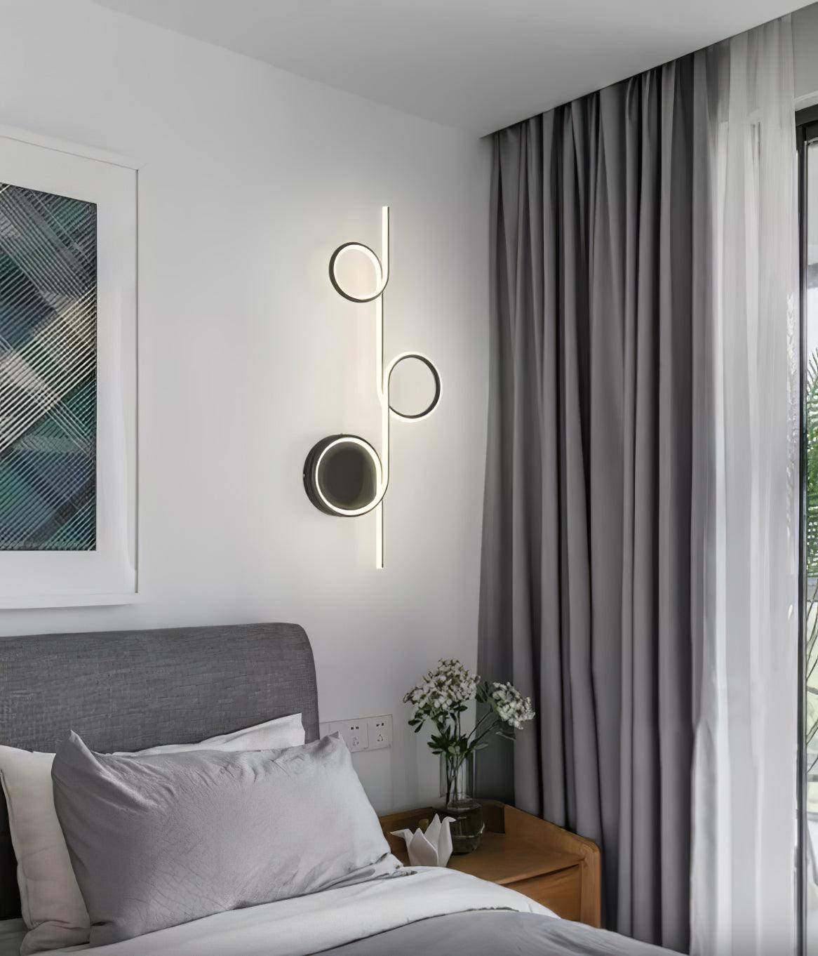 WOW Rhythmic Line Wall Light