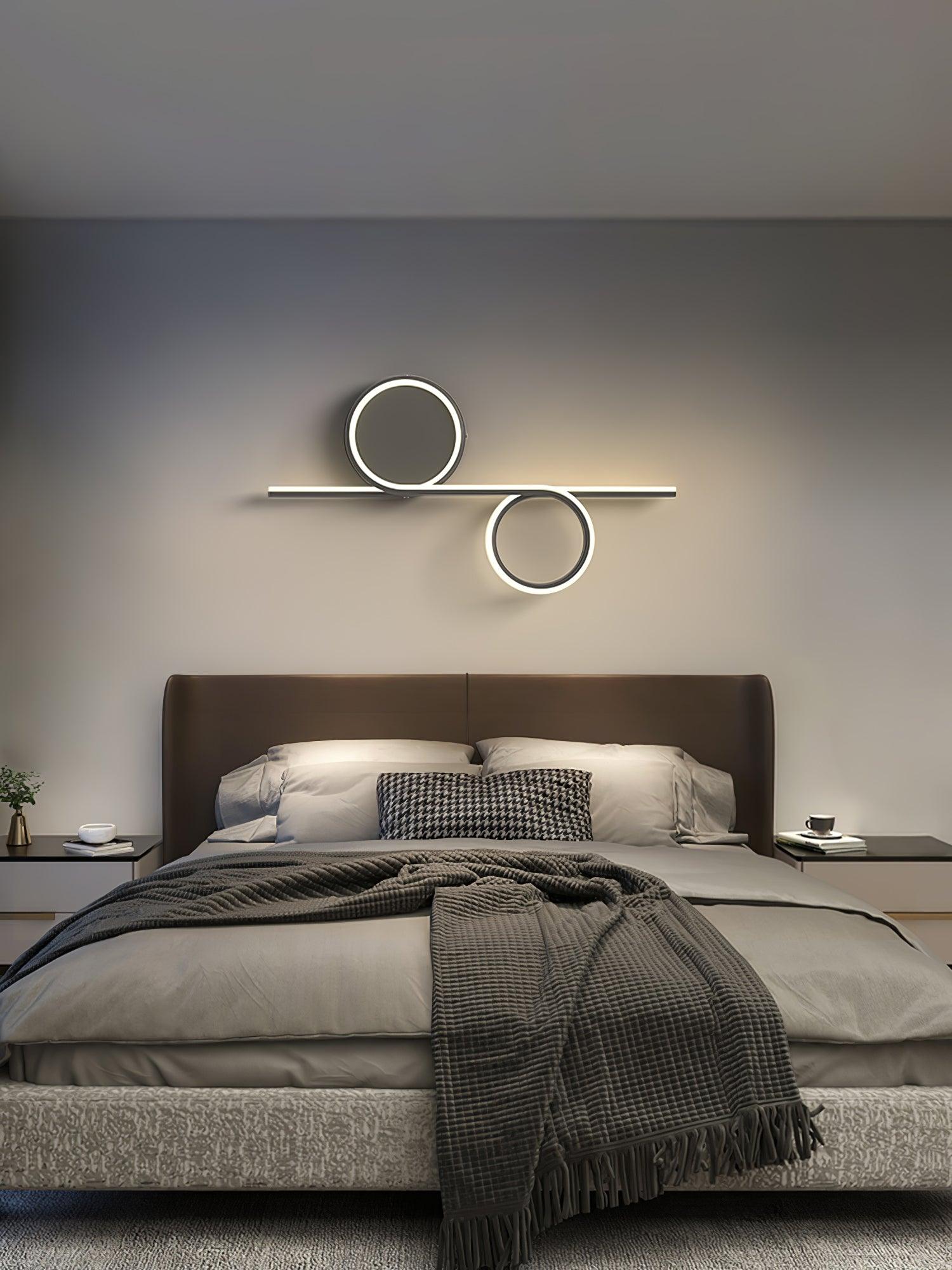 WOW Rhythmic Line Wall Light
