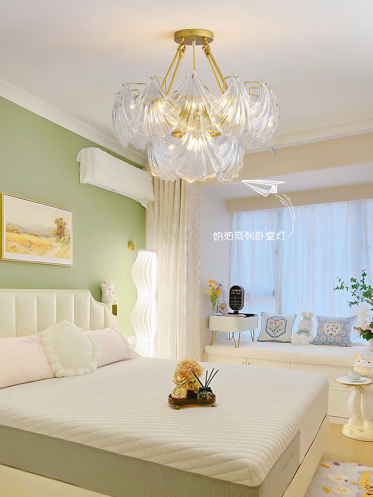 WOW Ribbed Shell Ceiling light