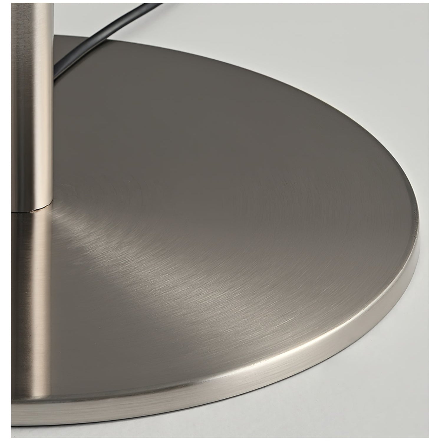 WOW Lino Arc Floor Lamp