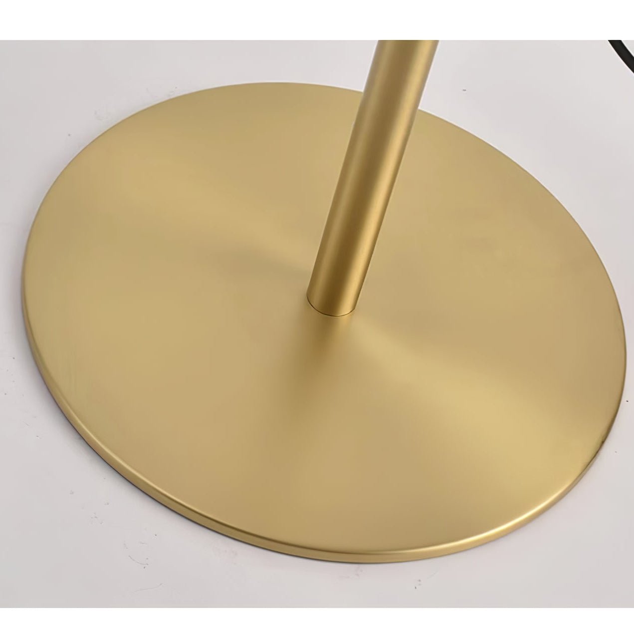 WOW Lino Arc Floor Lamp