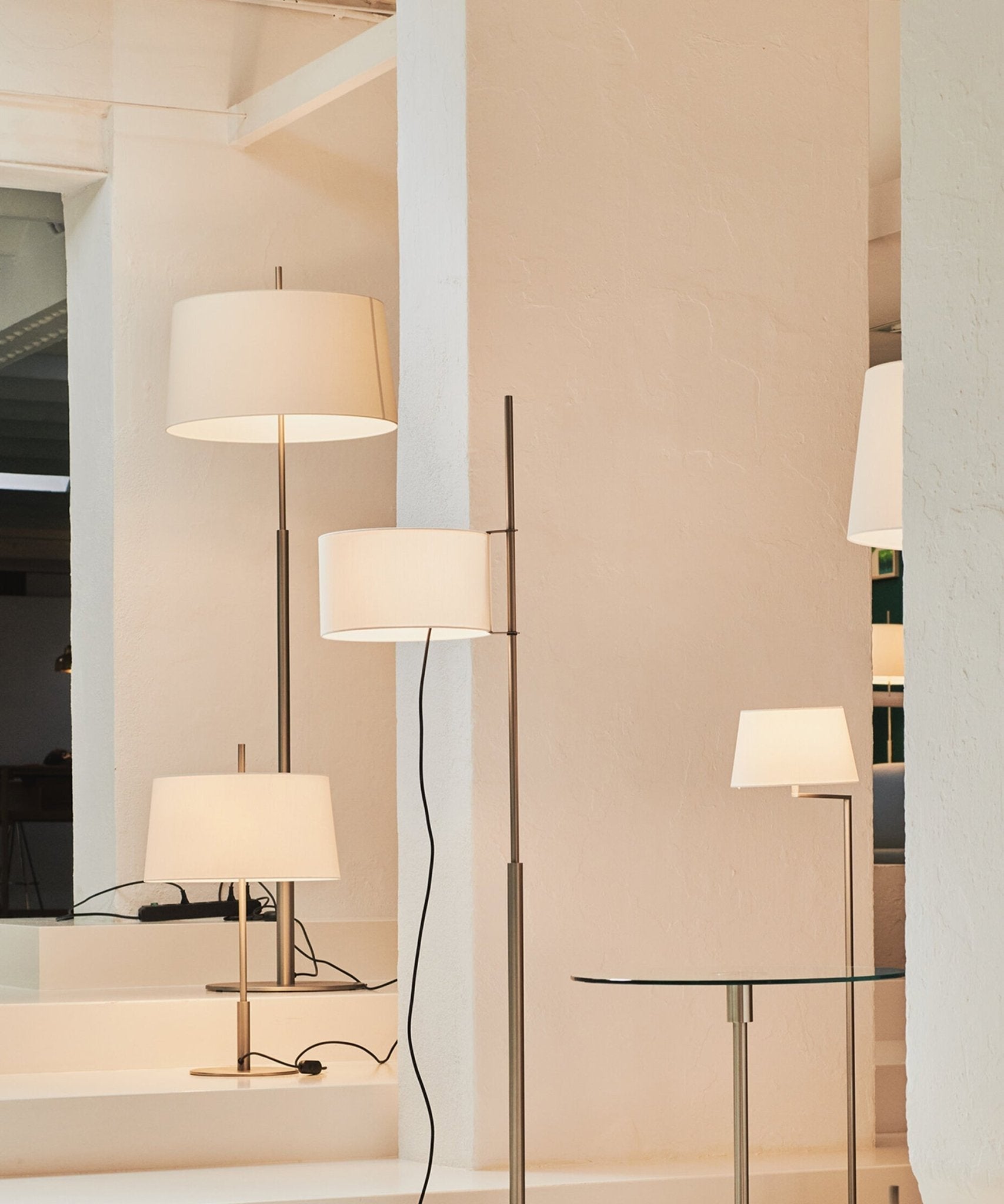 WOW Rilume Floor Lamp