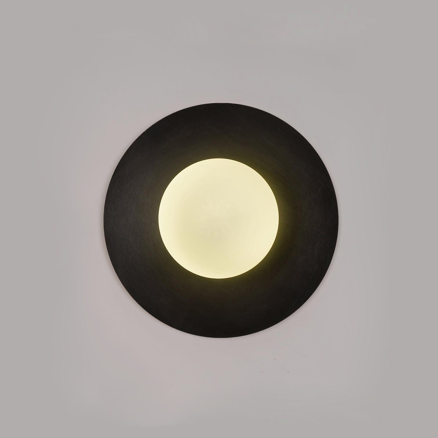 WOW Round Glass Art Wall Lamp