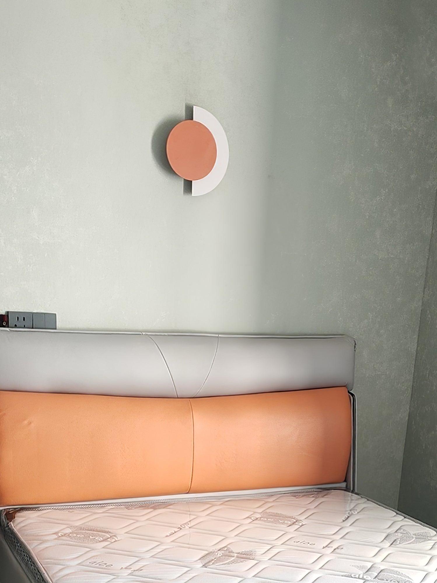WOW Rounded Abstract Art Sconce