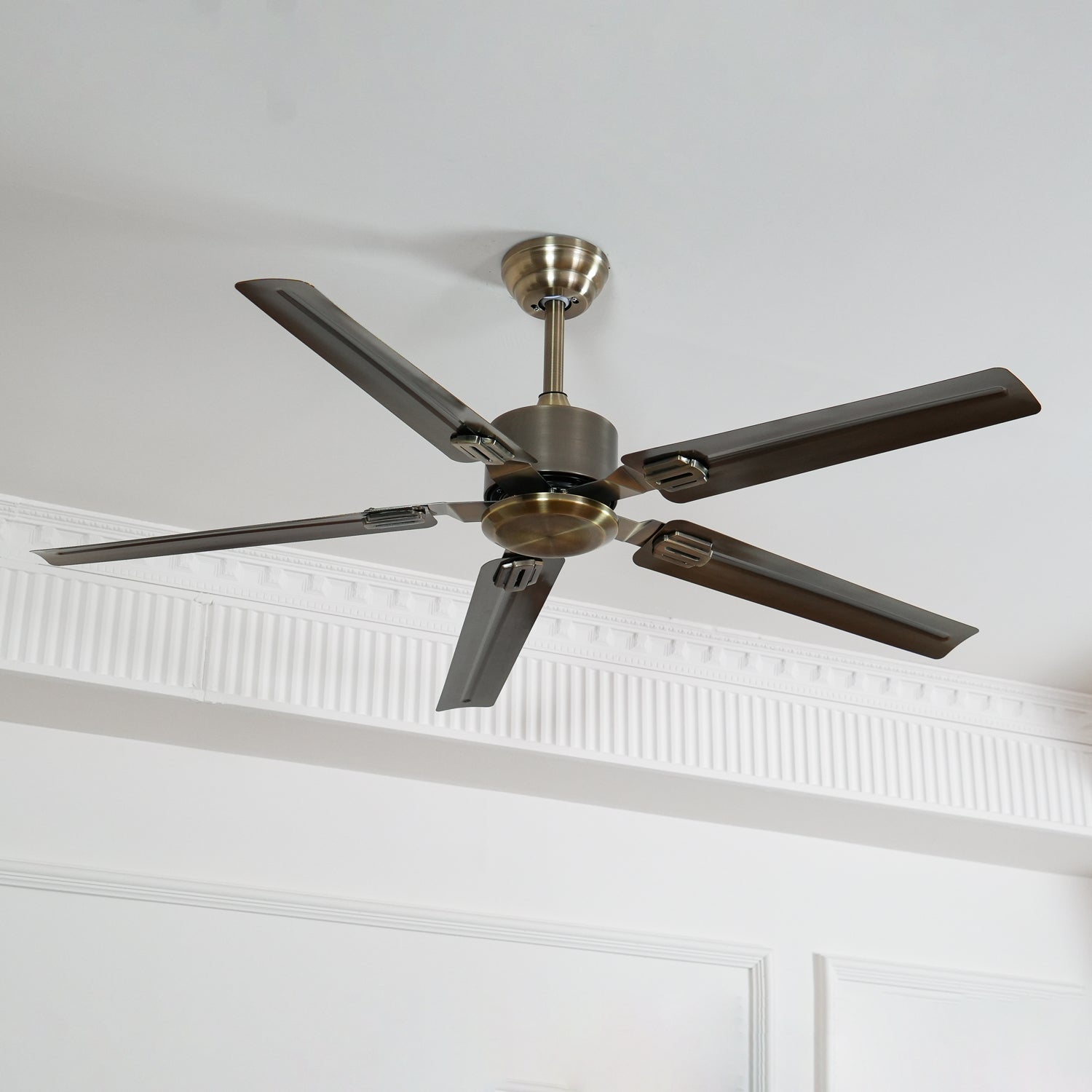 WOW Rozzen Ceiling Fan 52in