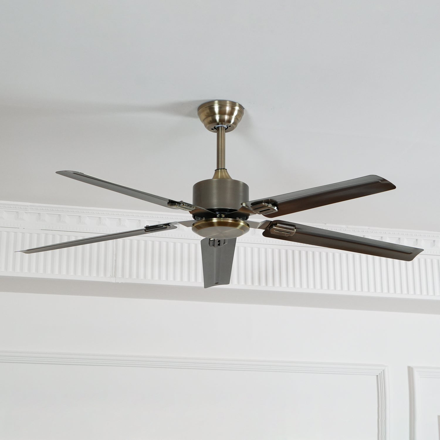 WOW Rozzen Ceiling Fan 52in