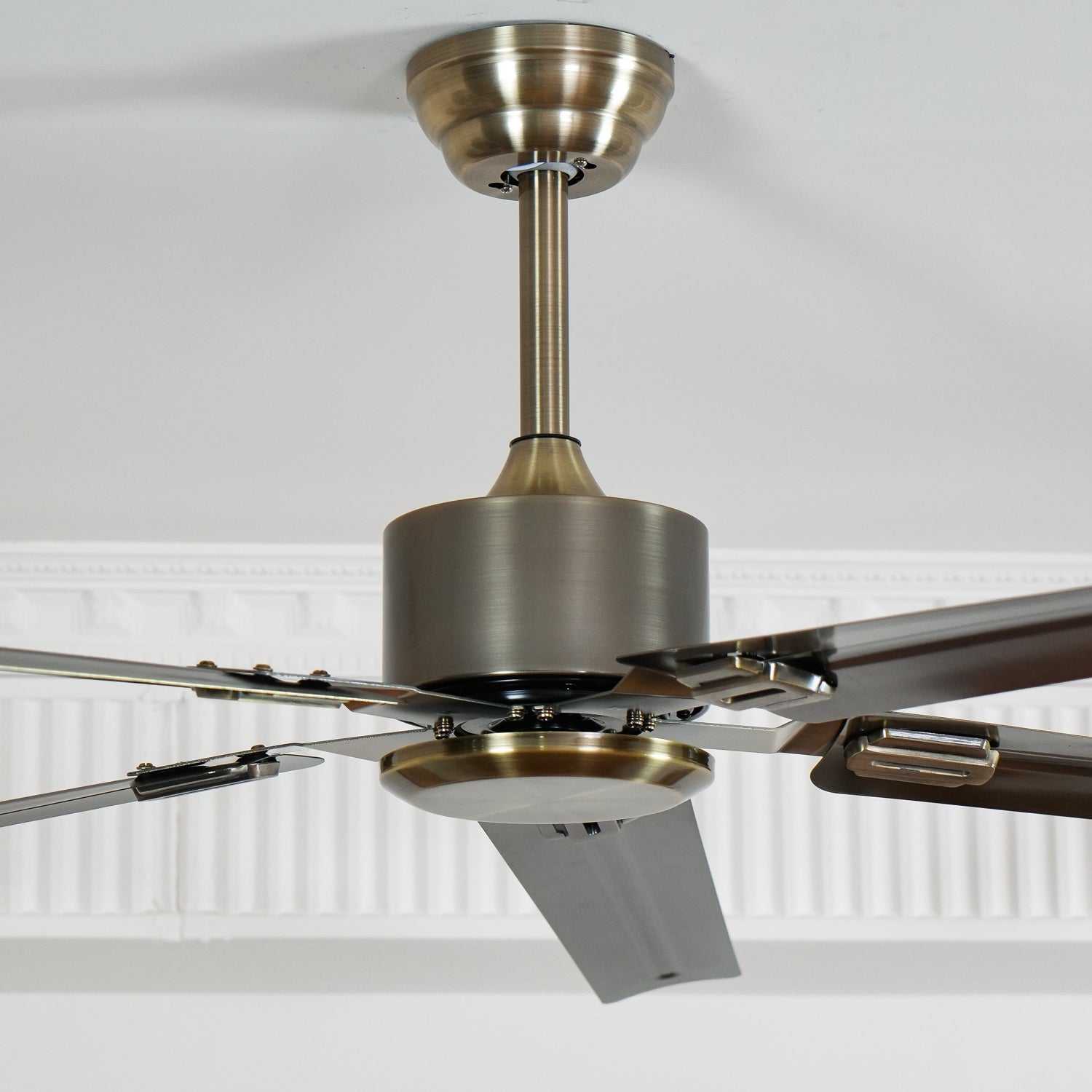 WOW Rozzen Ceiling Fan 52in
