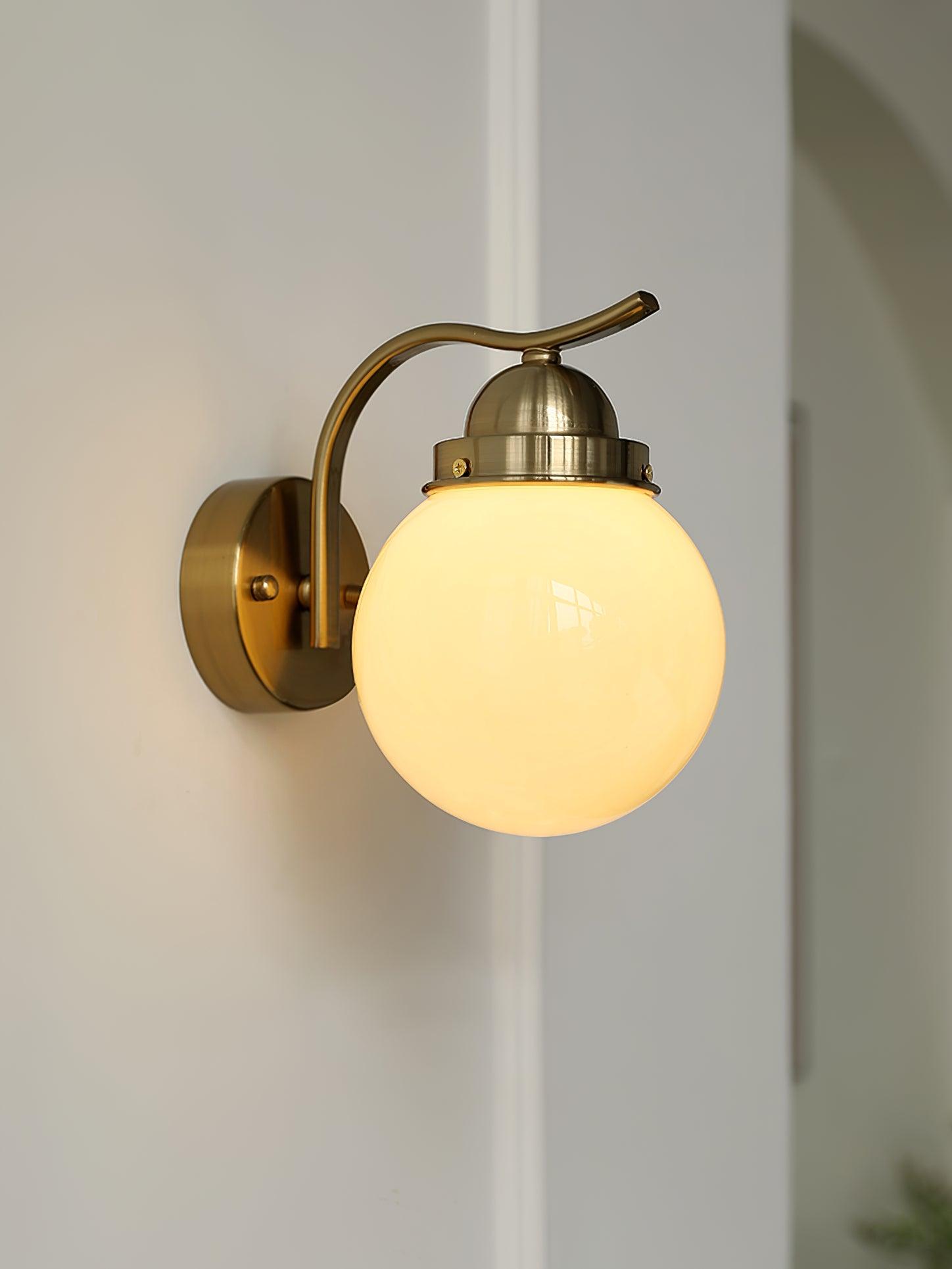 WOW Ryttenberg Wall Lamp