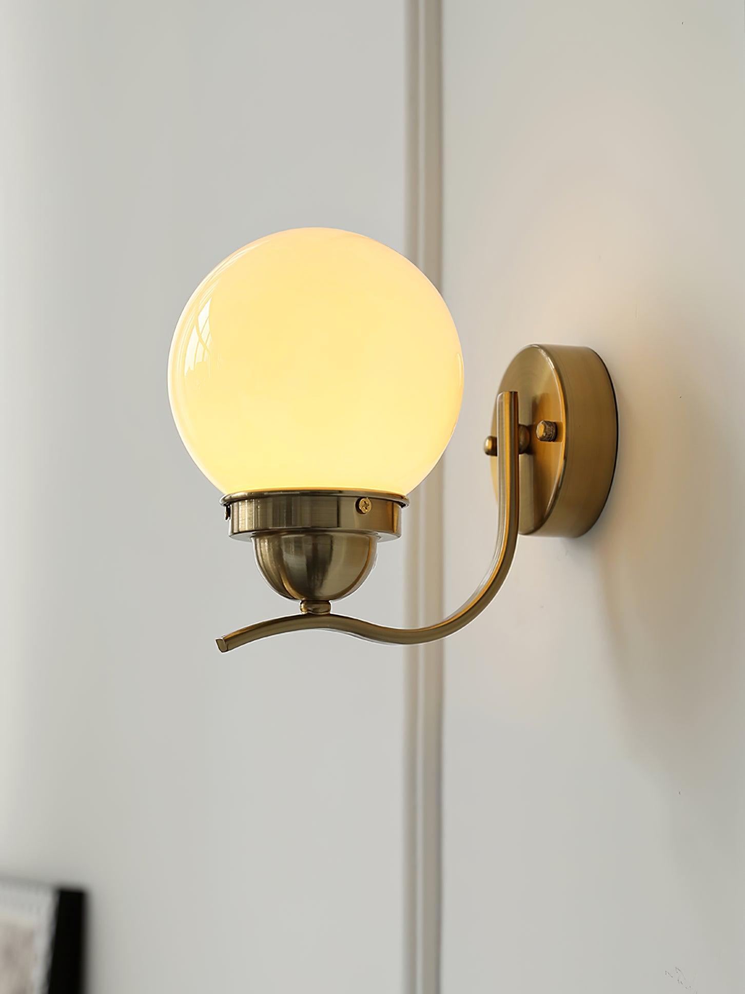 WOW Ryttenberg Wall Lamp