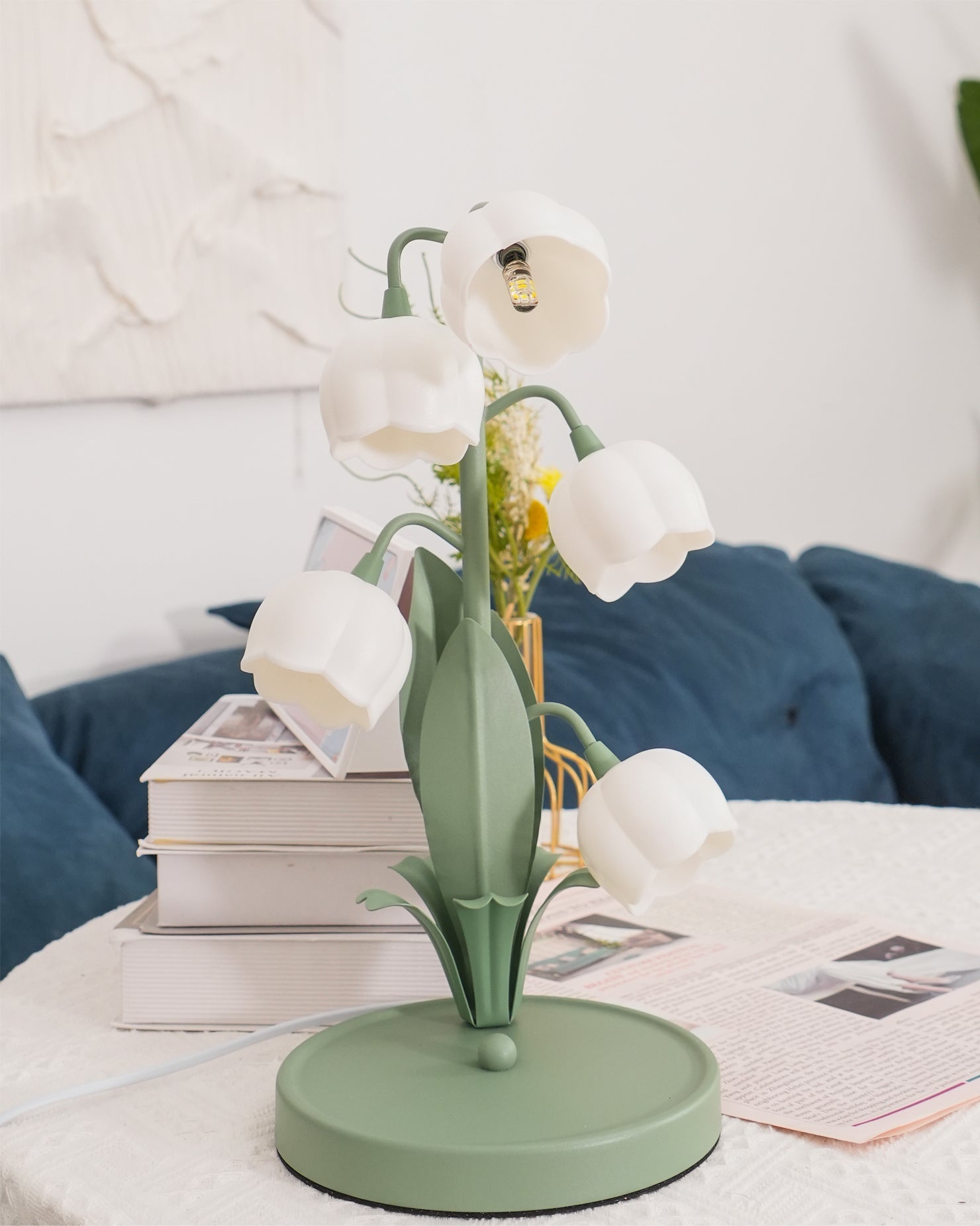 Sara Orchid Table Lamp