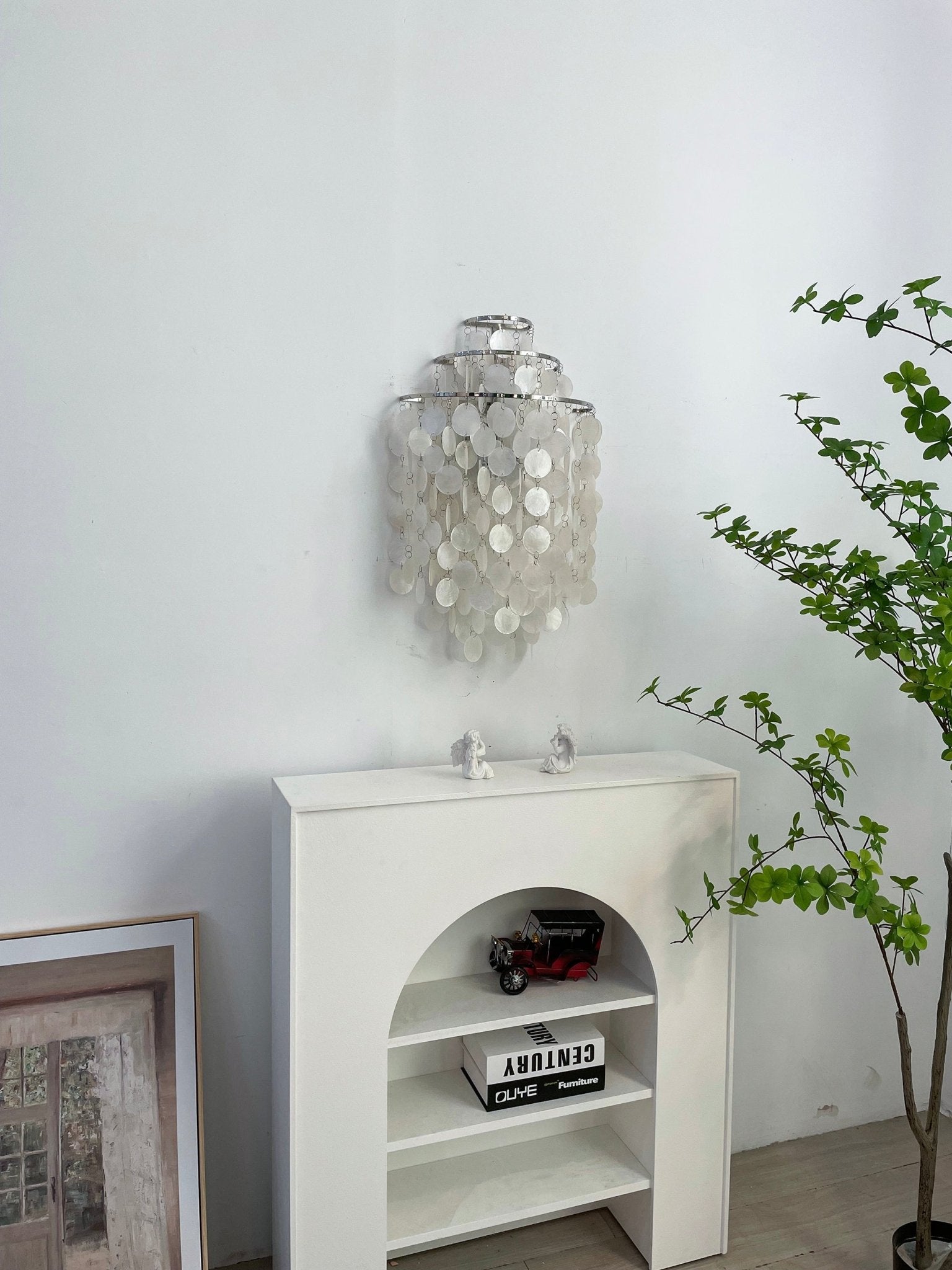 WOW Shell Cascading Wall Light