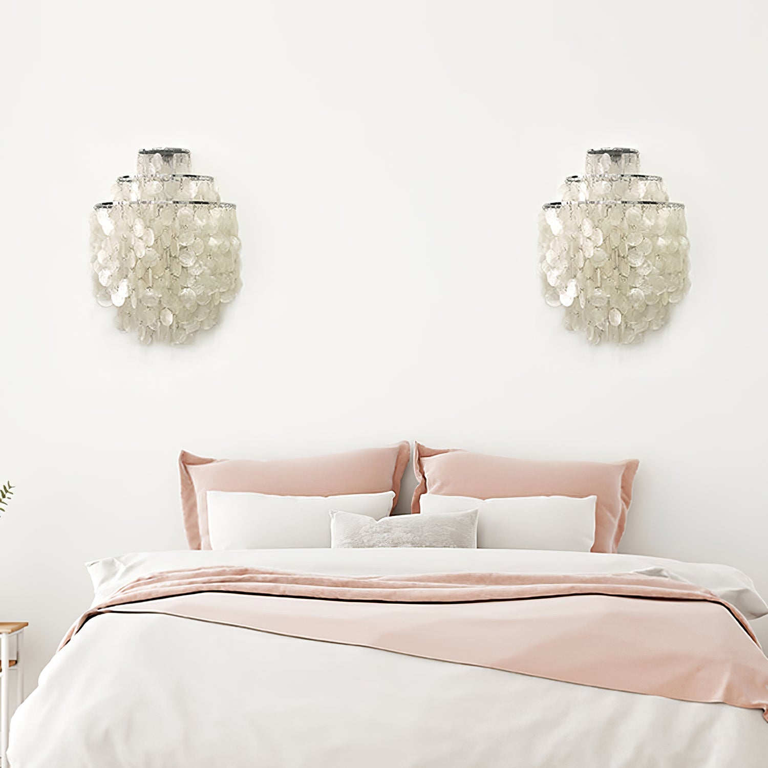 WOW Shell Cascading Wall Light