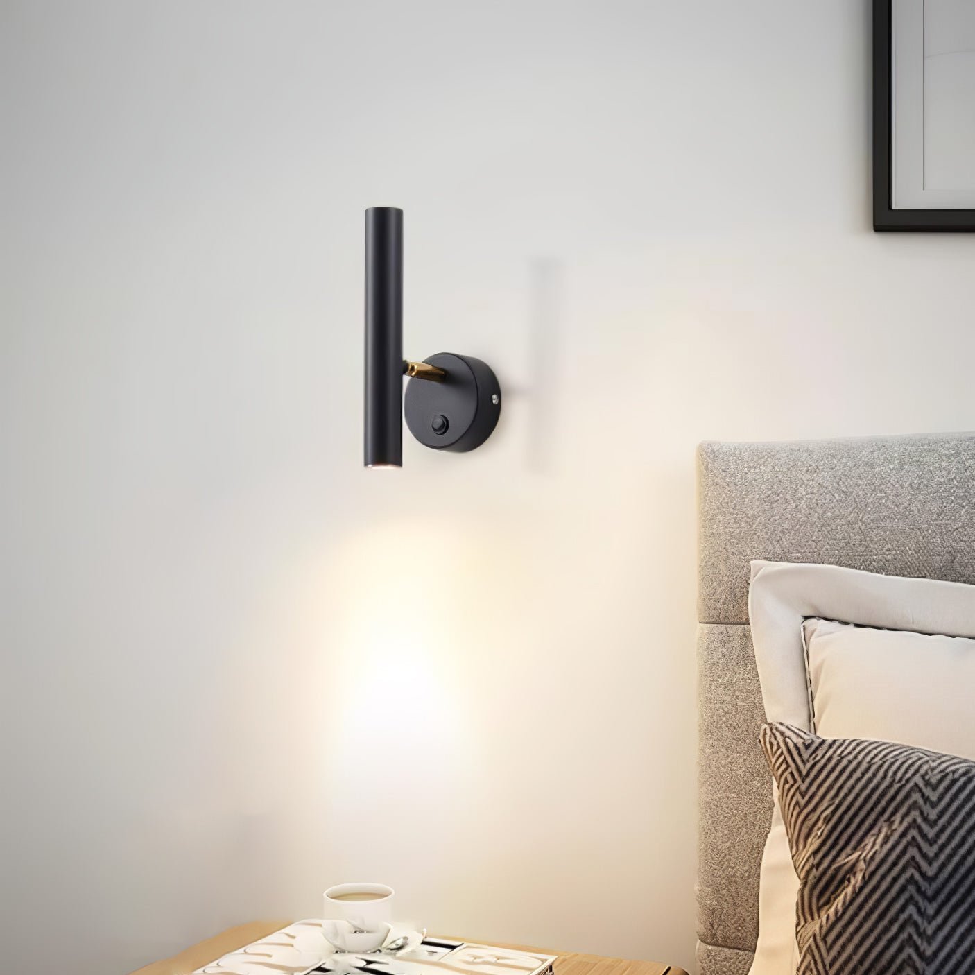 WOW Slender Adjustable Wall Lamp