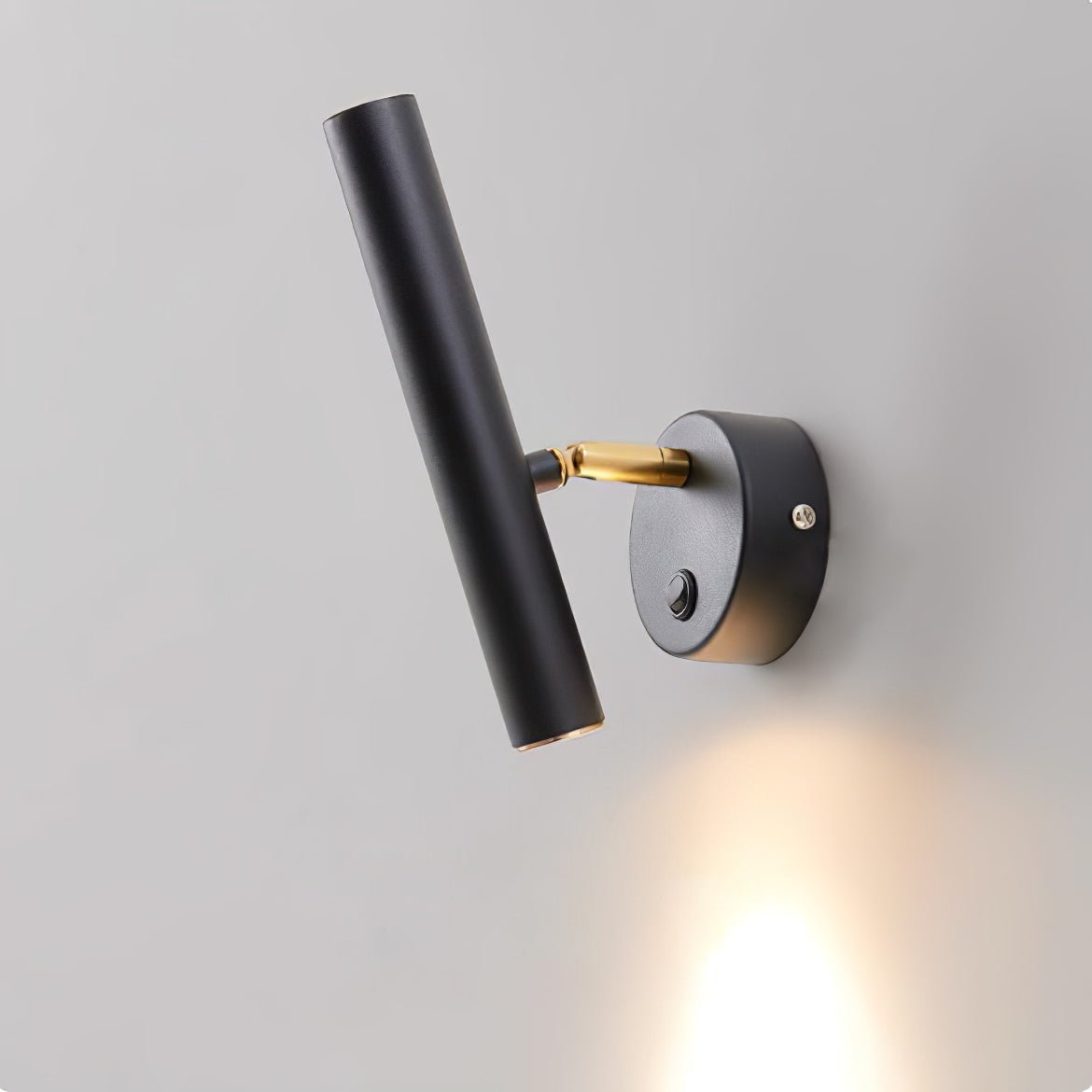 WOW Slender Adjustable Wall Lamp